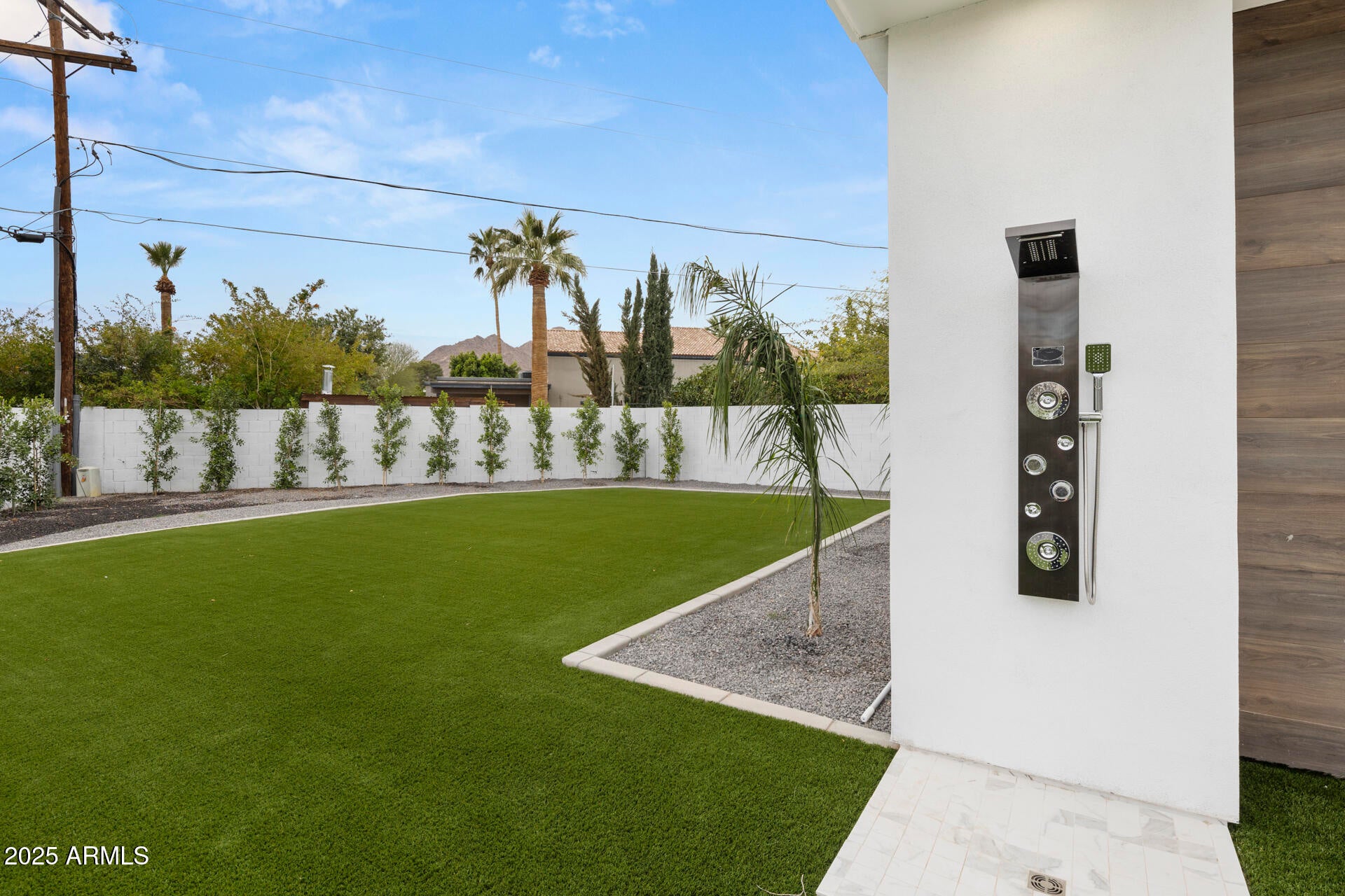 CAMELBACK PARK ESTATES - Residential