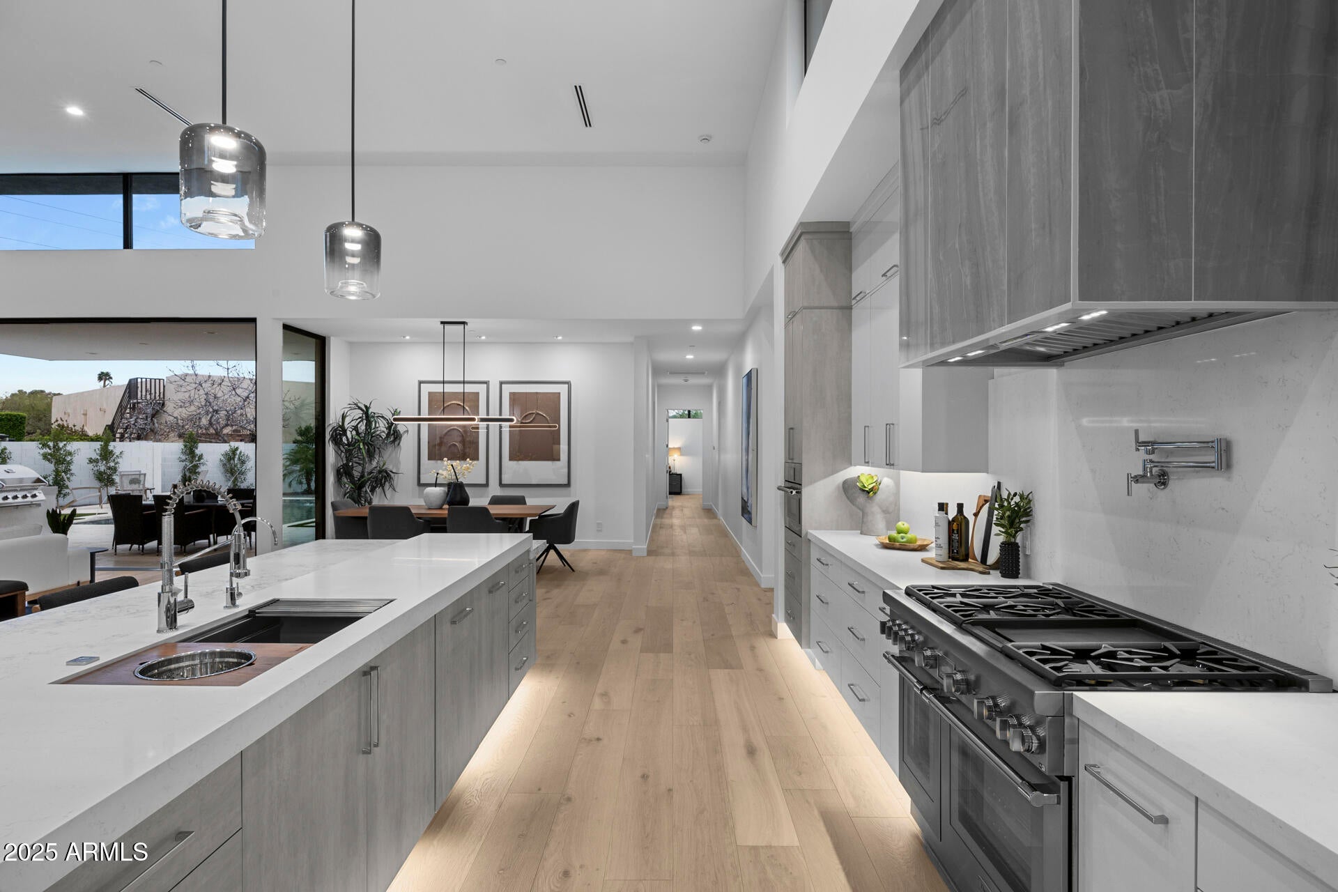 CAMELBACK PARK ESTATES - Residential