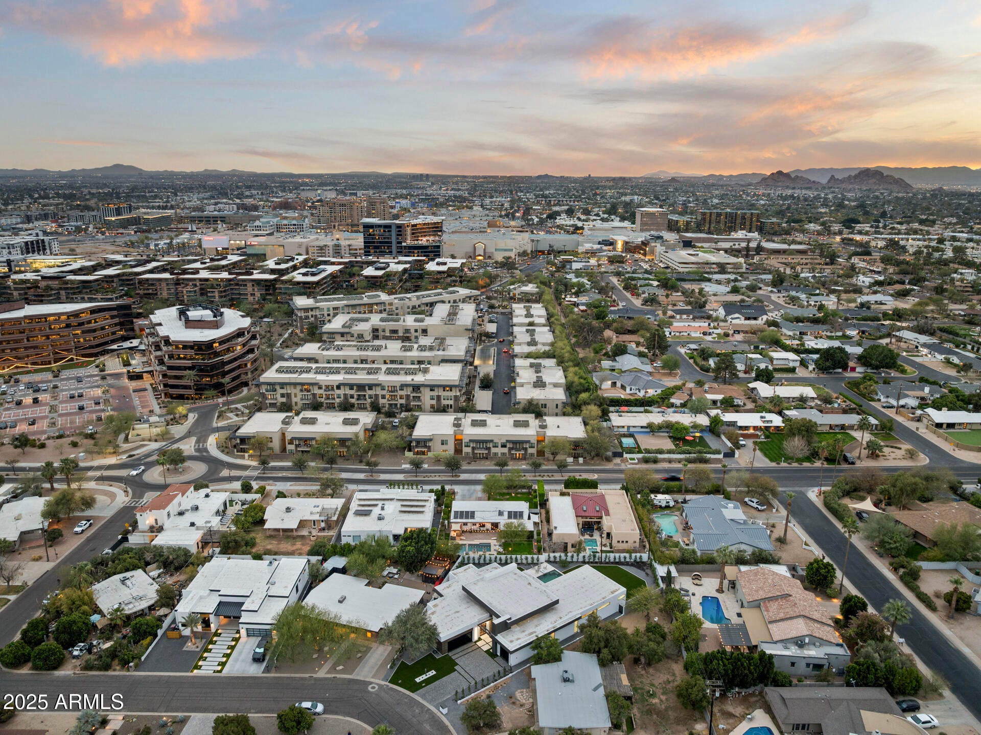 CAMELBACK PARK ESTATES - Residential