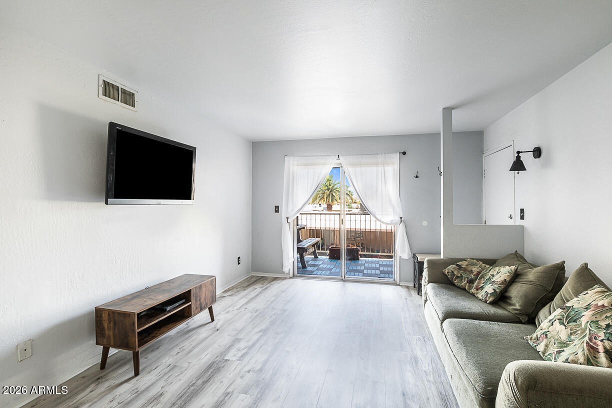 Autumn Park Condominium - Residential