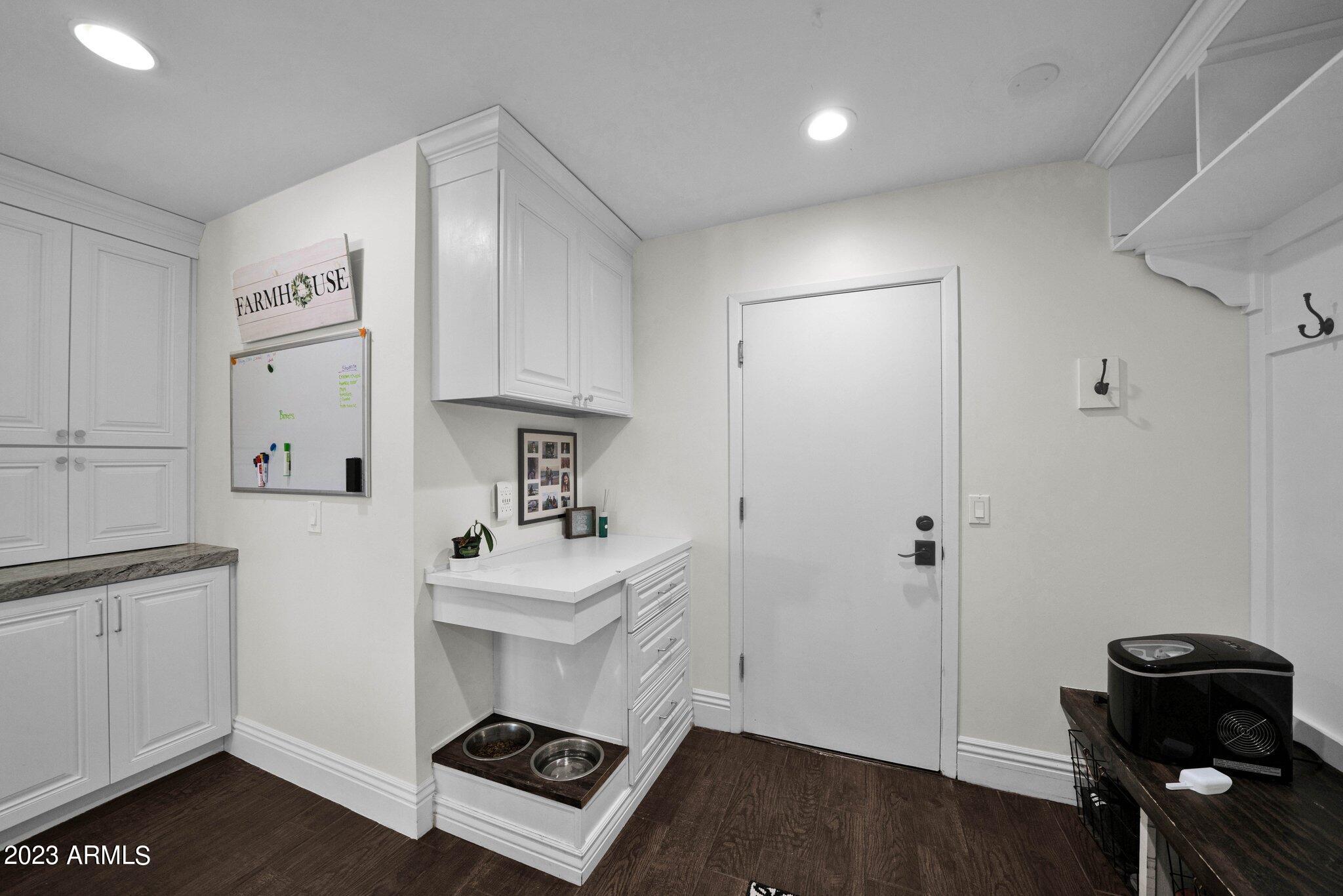 County Island - Residential