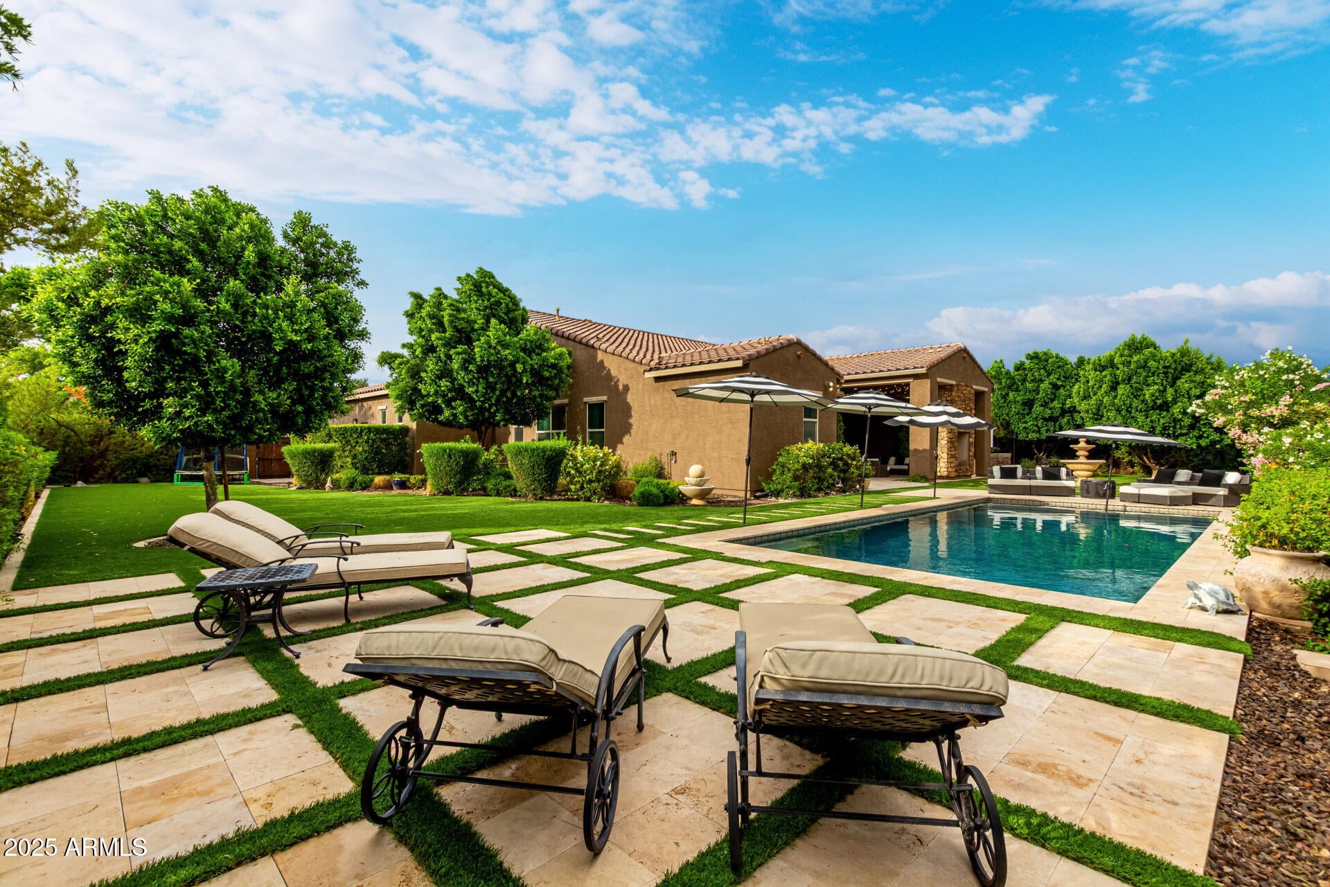 QUERENCIA - Residential