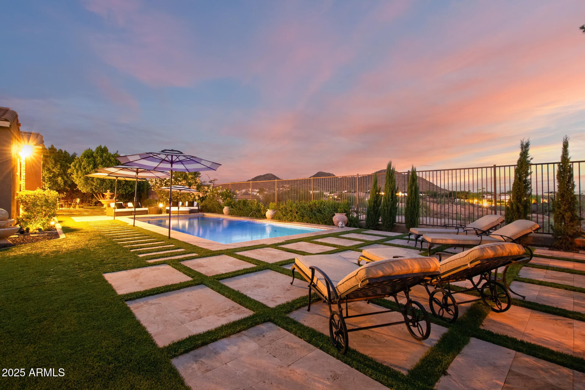 QUERENCIA - Residential