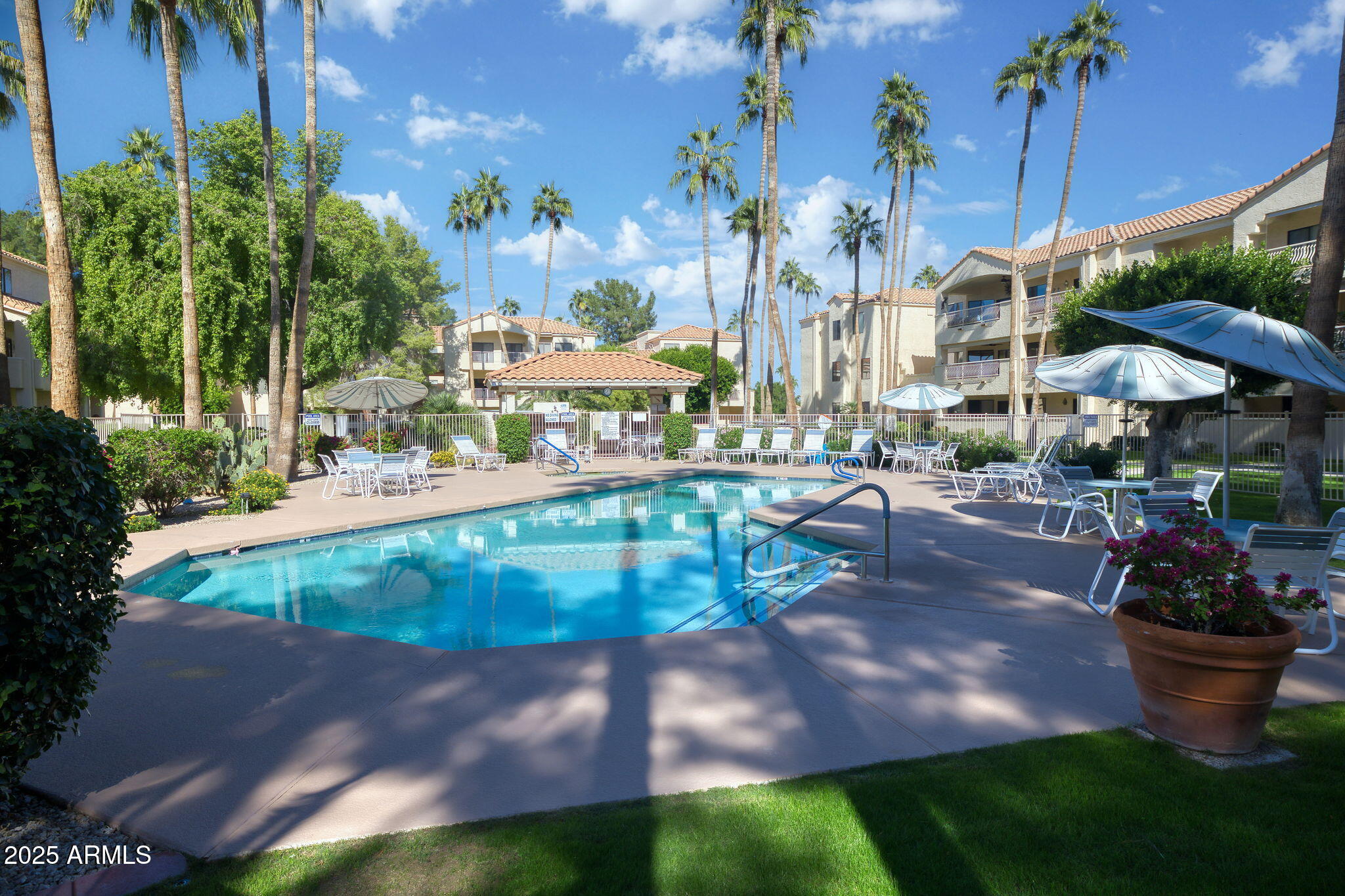 VILLAGE SQUARE AT WESTBROOK VILLAGE - Residential