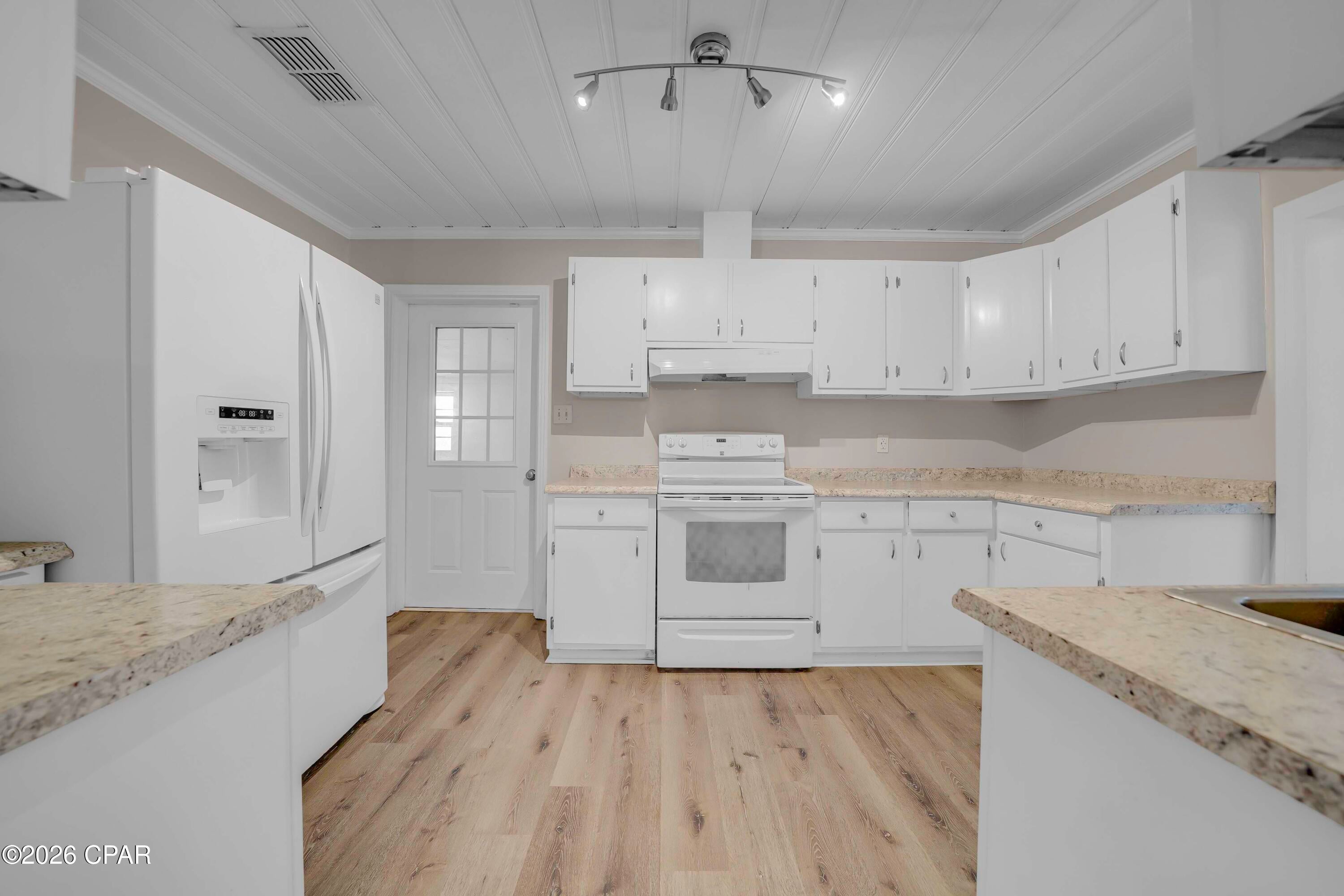 Hiland Heights - Residential Lease