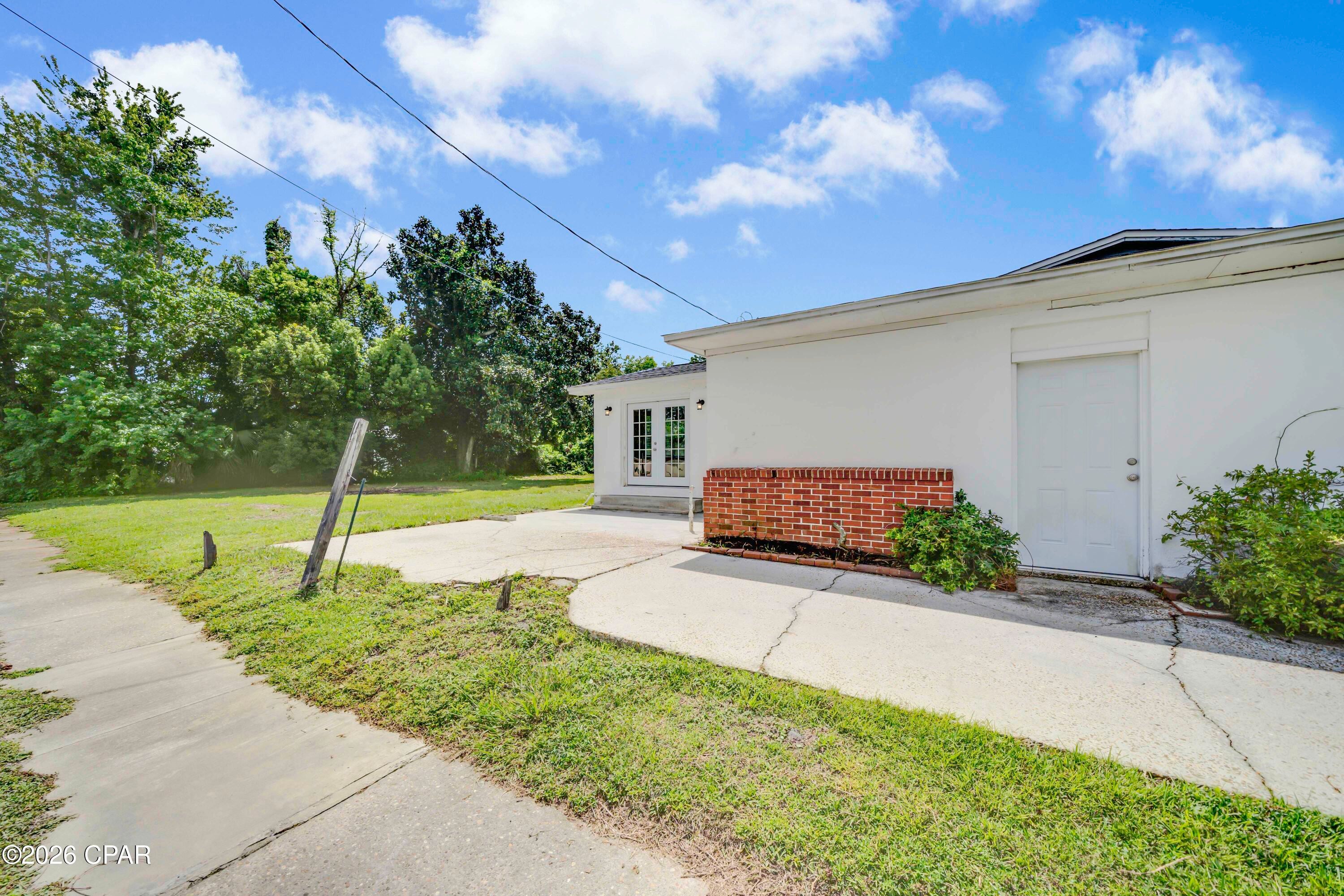 Hiland Heights - Residential Lease