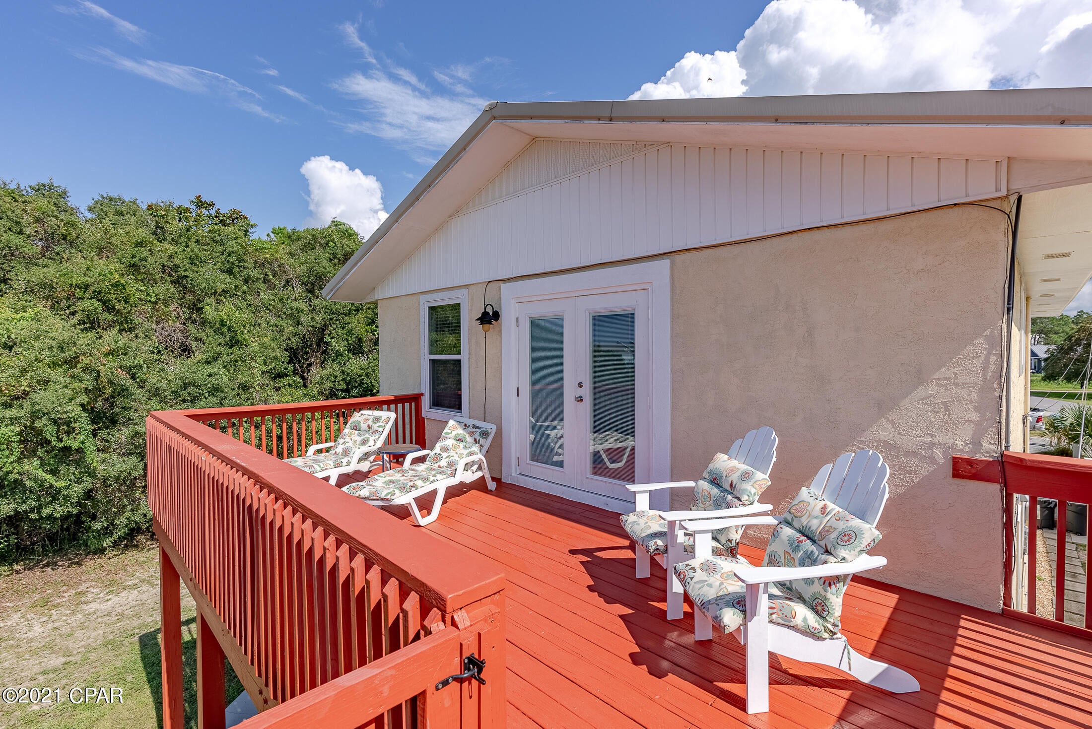 Kiska Beach - Residential