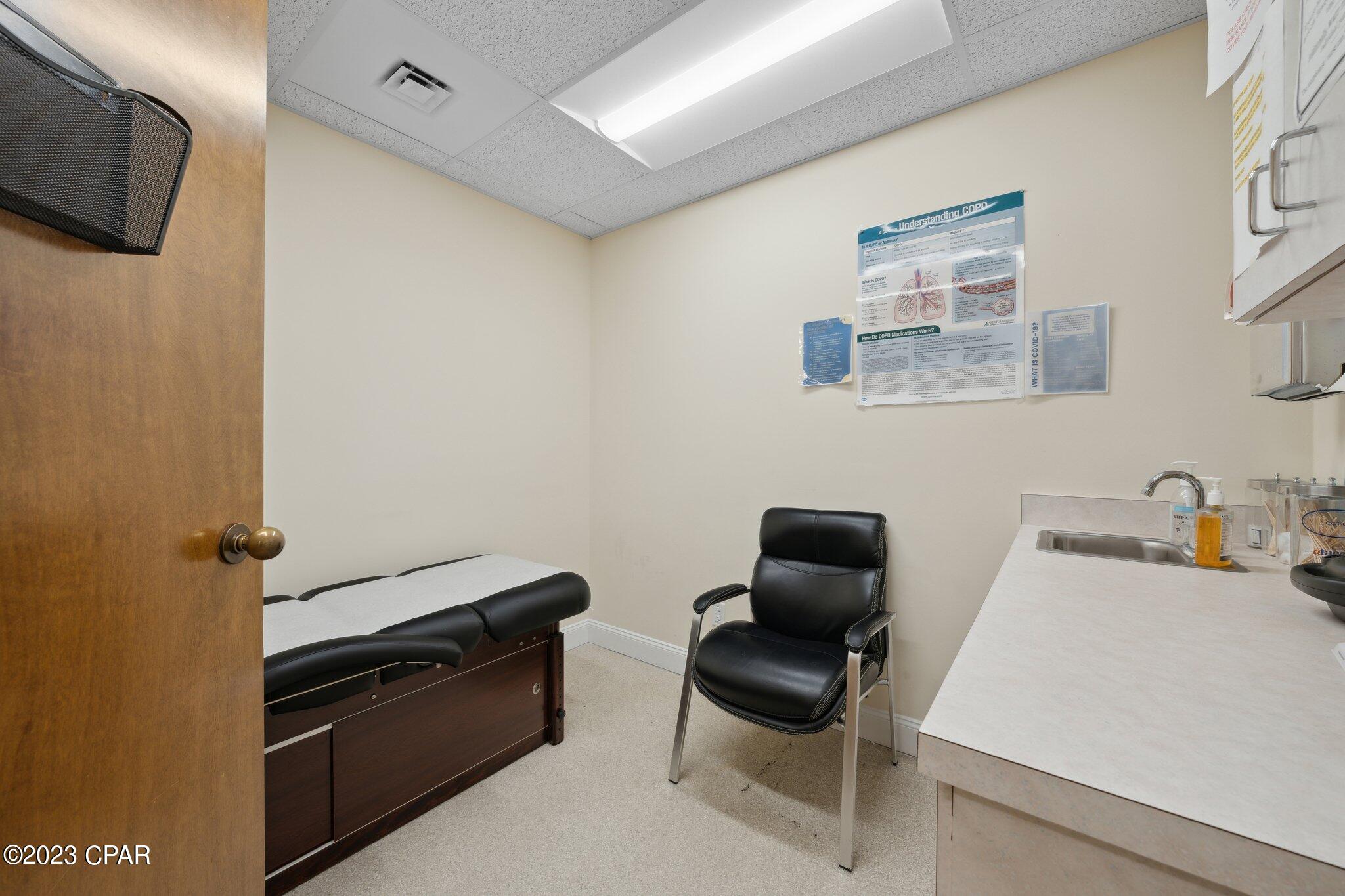 Gulf Coast Medical Plaza - Commercial Sale