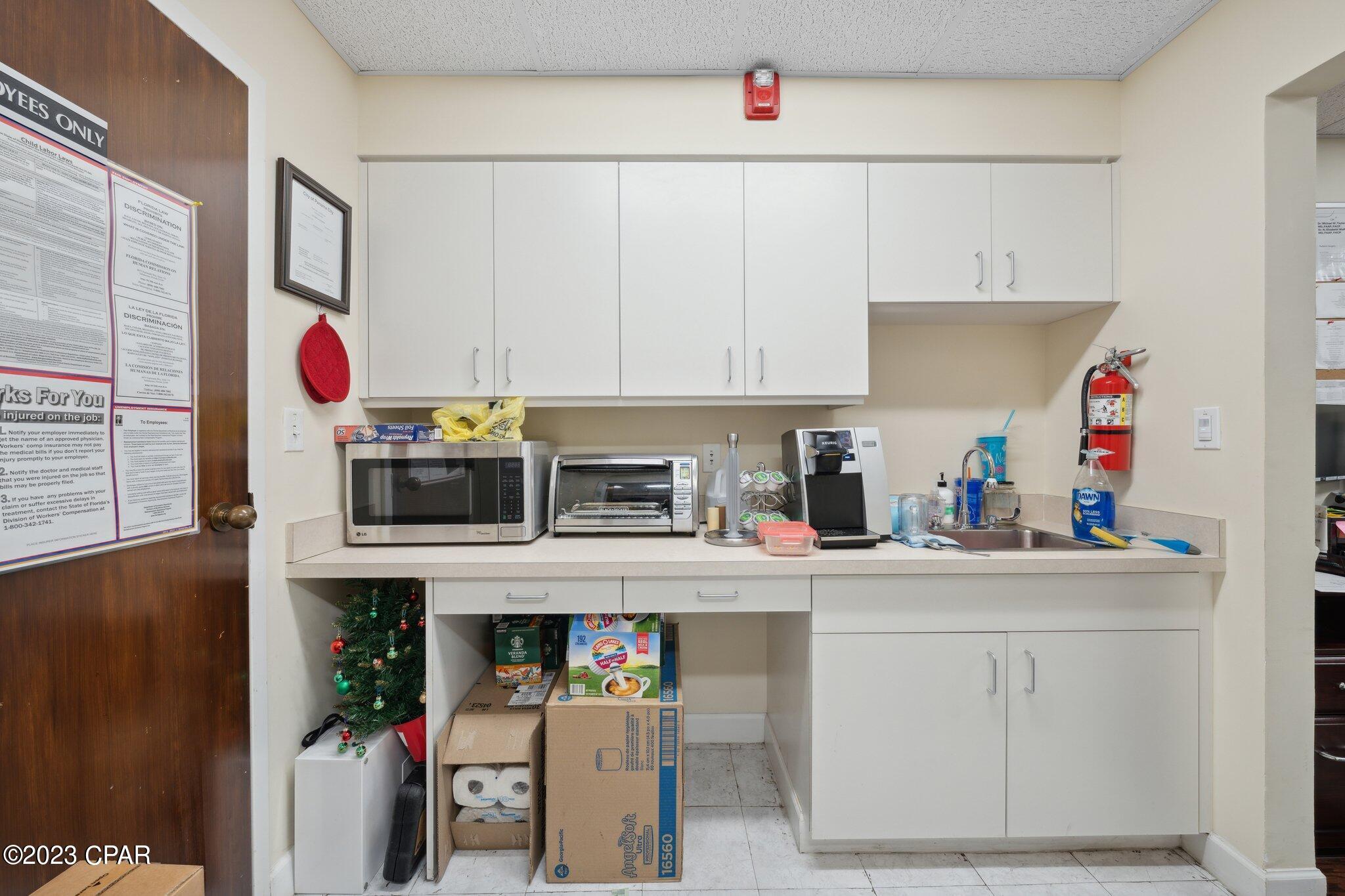 Gulf Coast Medical Plaza - Commercial Sale