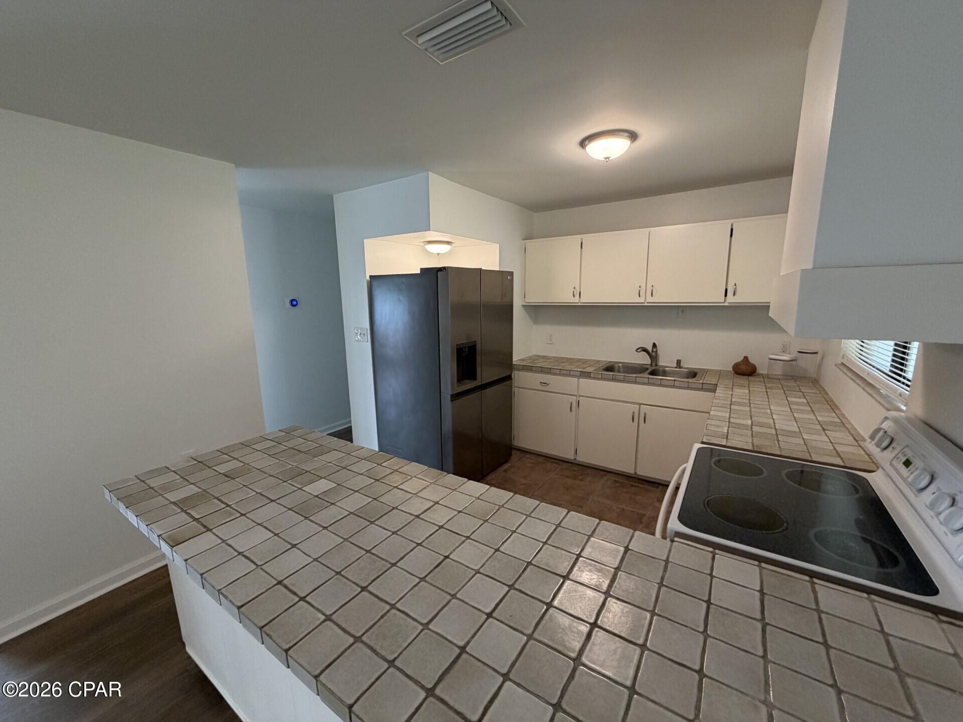 Forest Park 3rd Add - Residential Lease