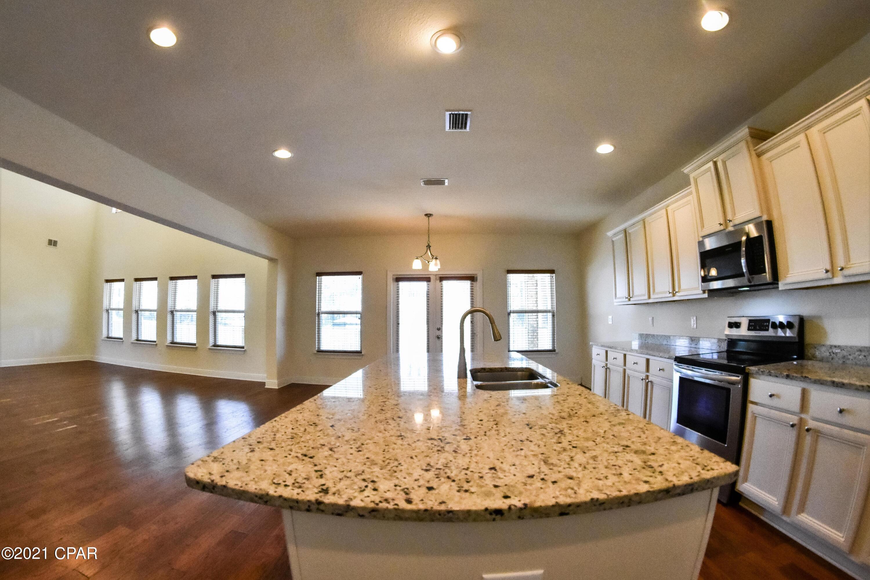 Fanning Bayou - Residential