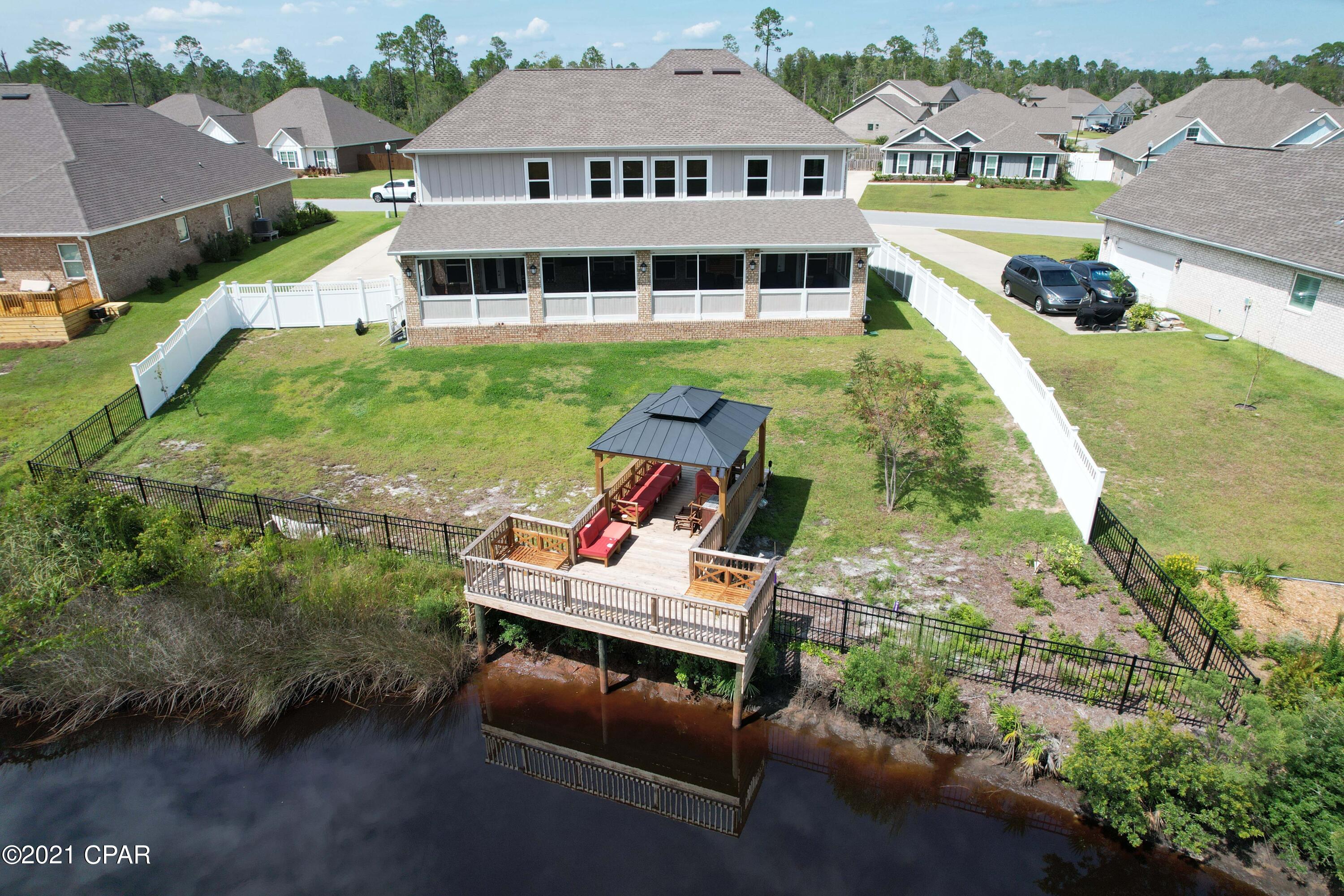 Fanning Bayou - Residential