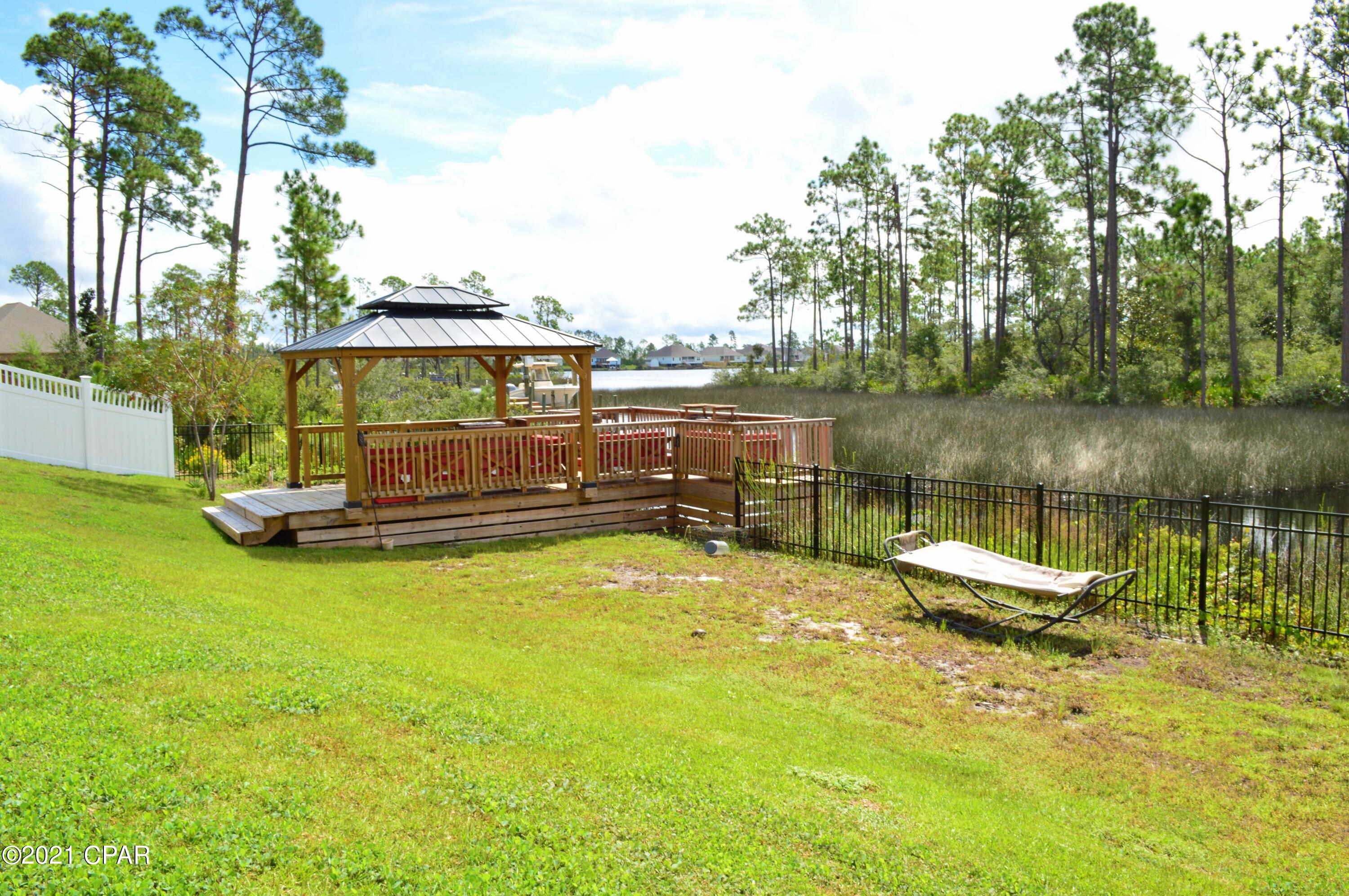 Fanning Bayou - Residential