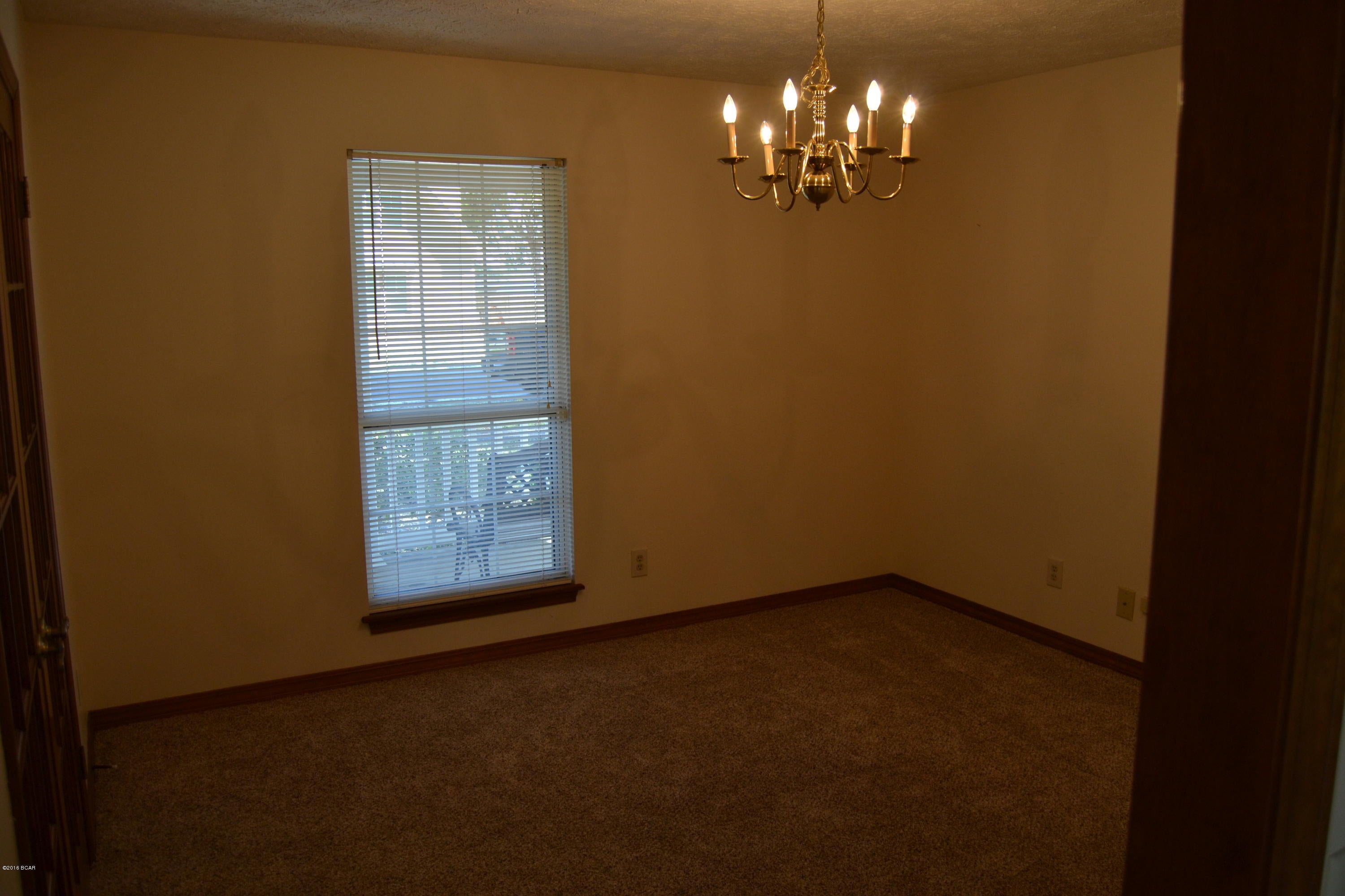 Bay Park Manor - Residential