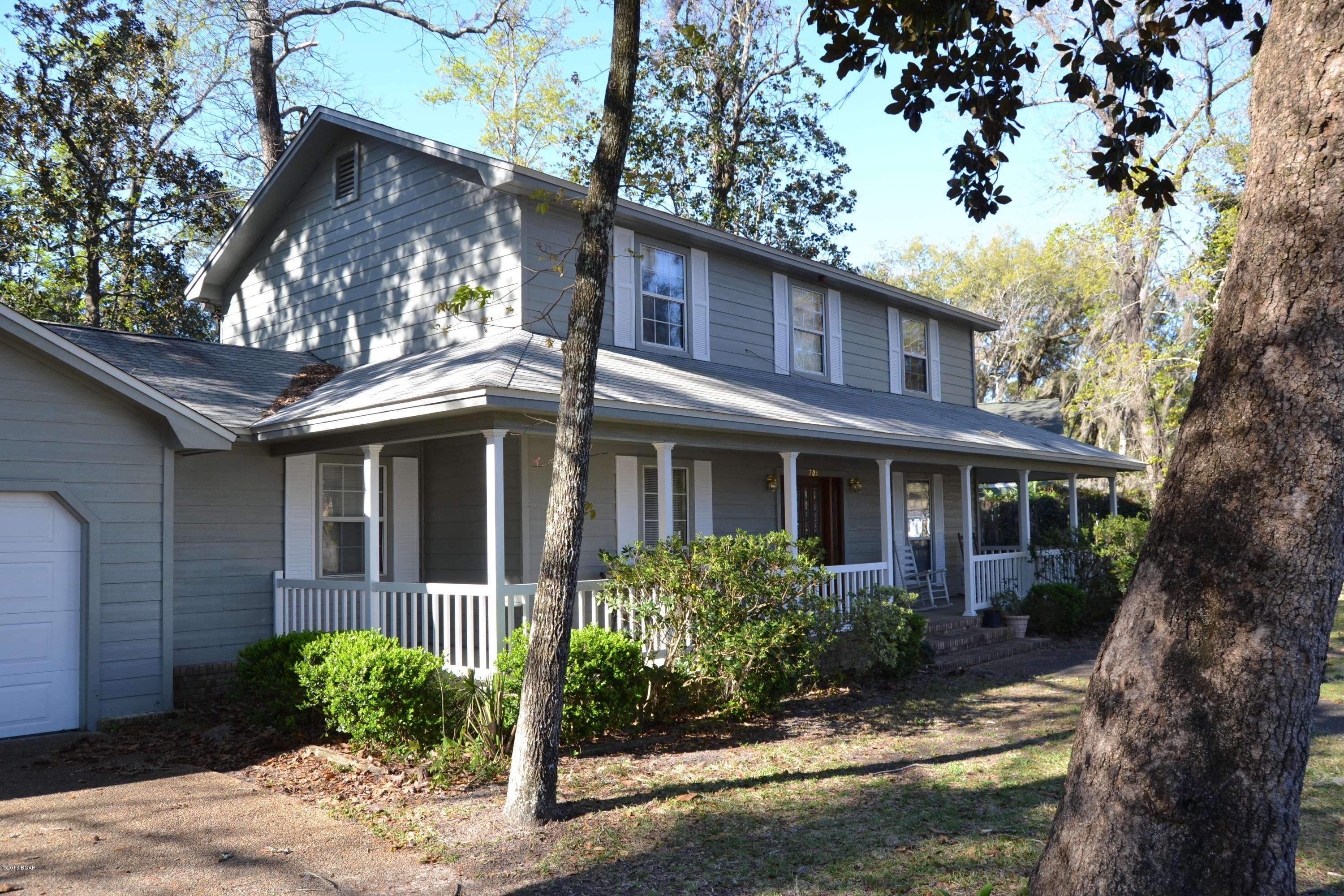 Bay Park Manor - Residential