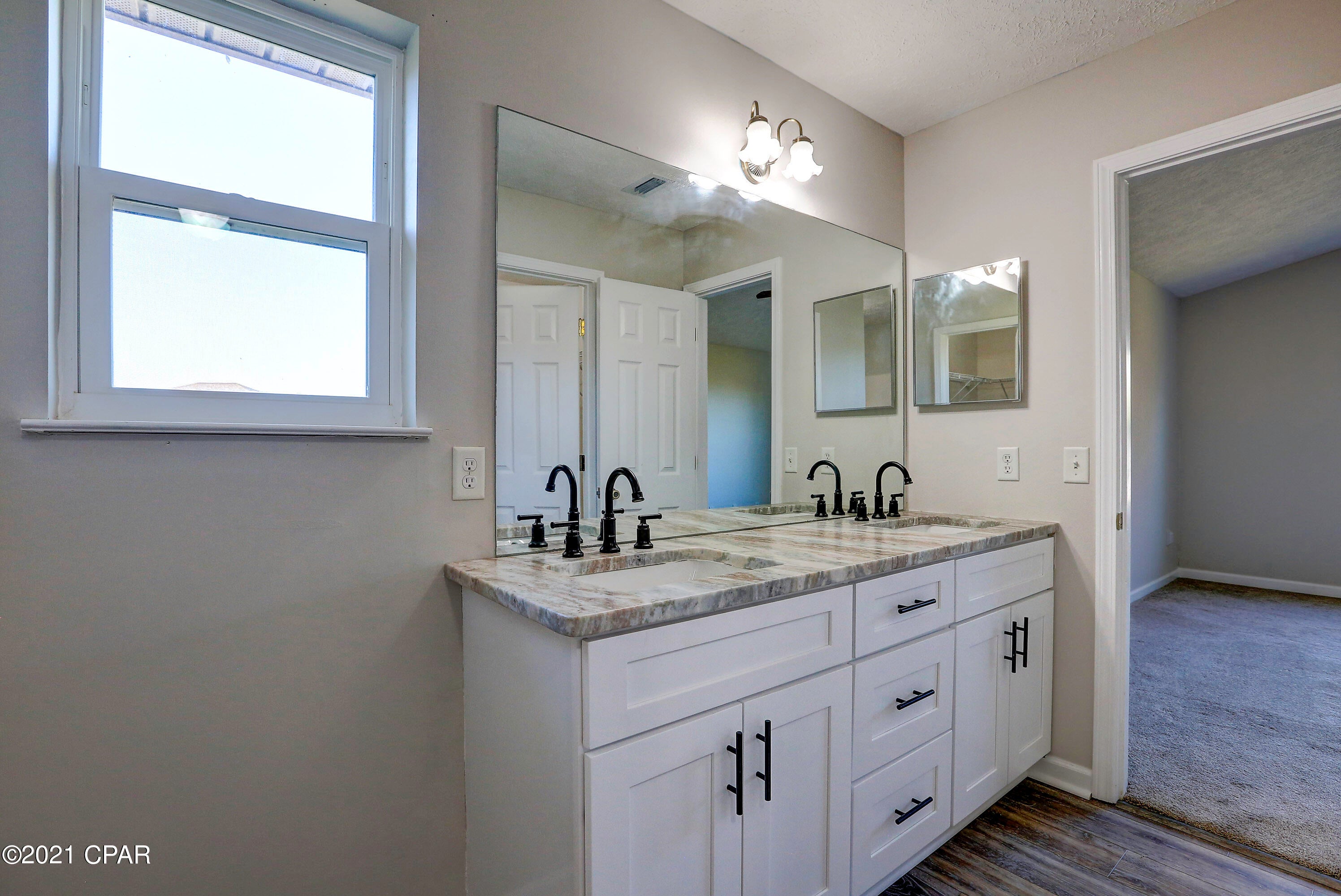 Brentwood Estates - Residential