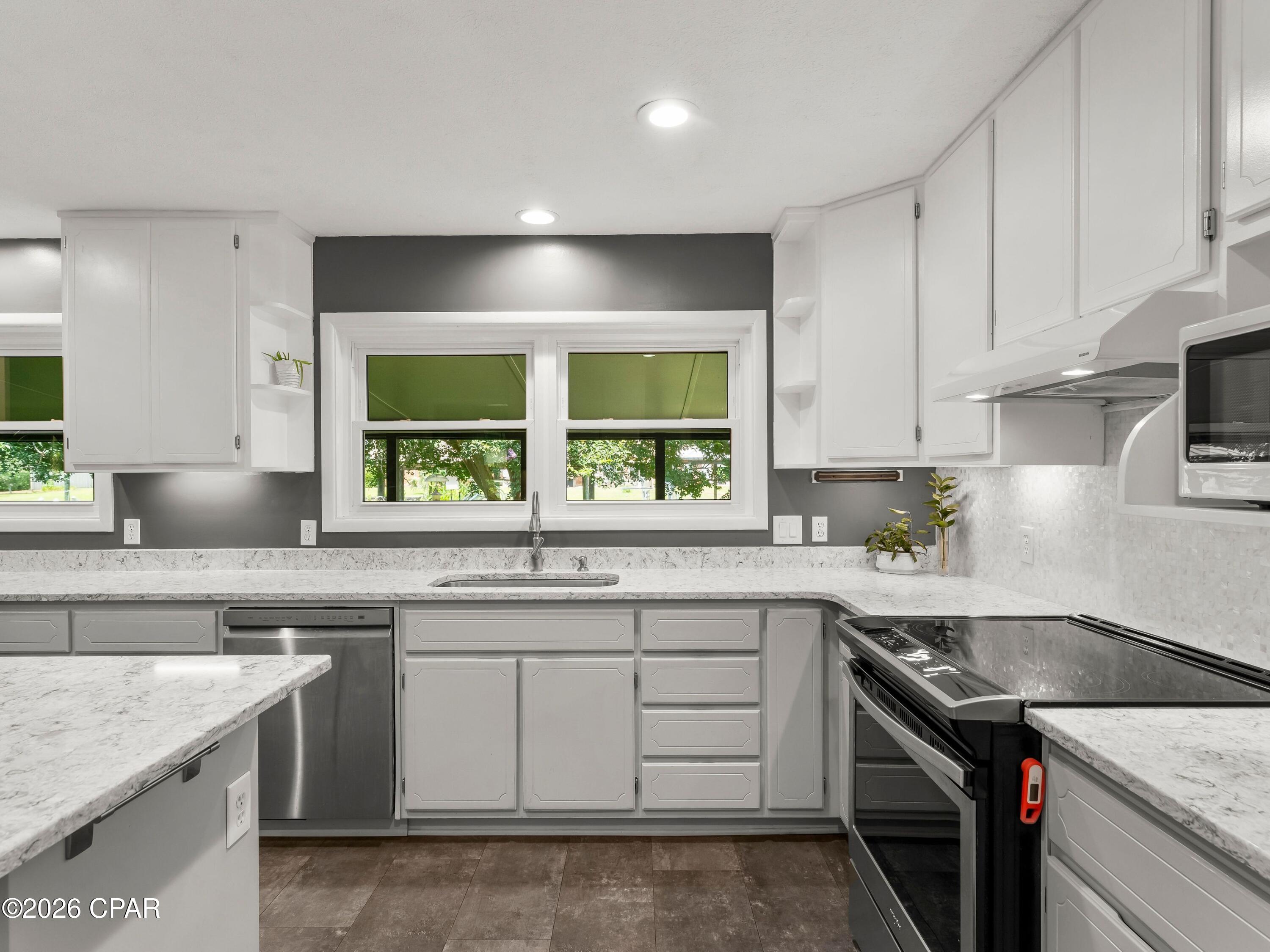 Baywood Shores Estates - Residential