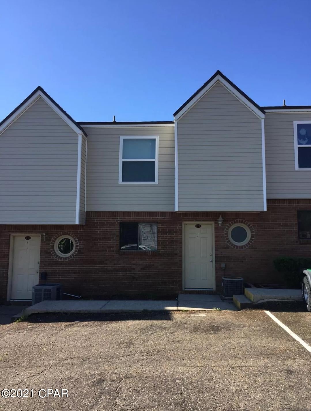 Landing At Lake Caroline - Residential Lease