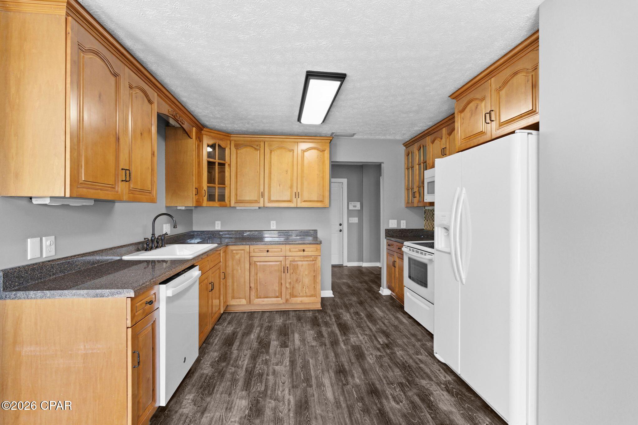 Waverly Ests - Residential