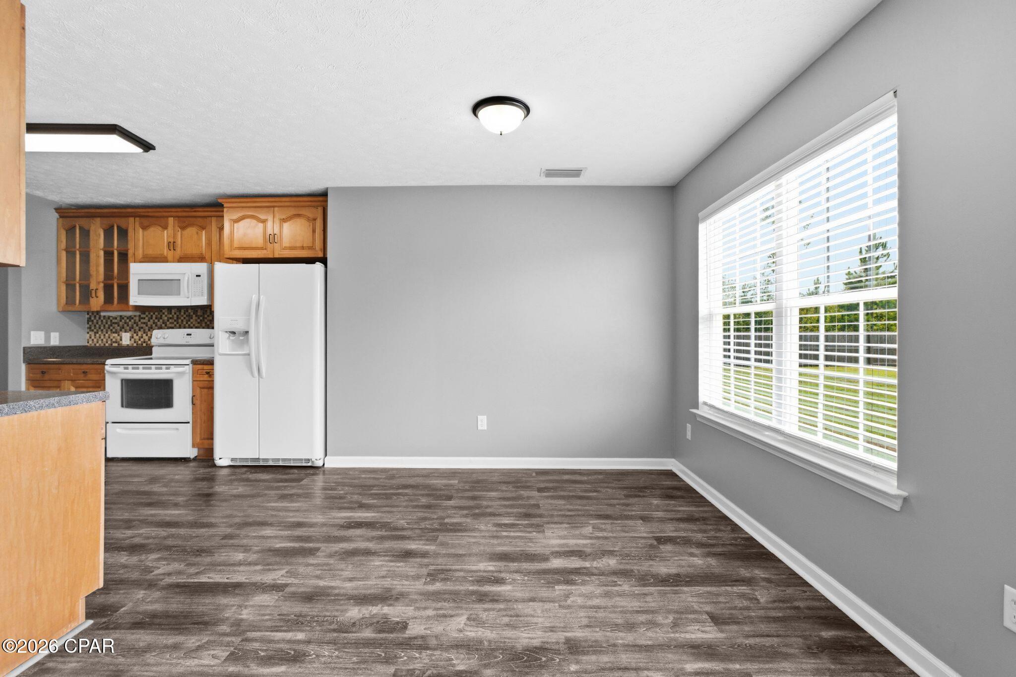 Waverly Ests - Residential