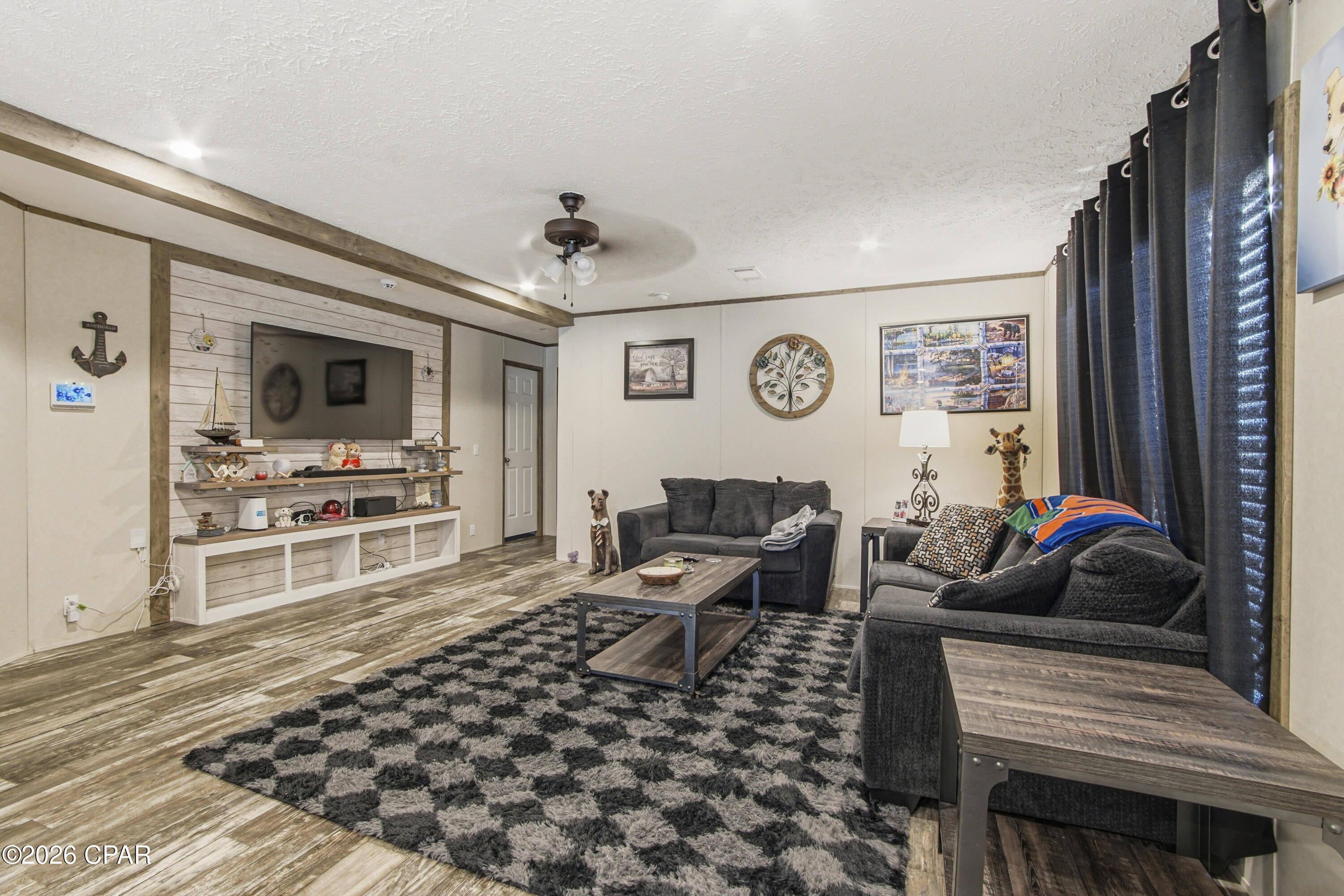 Hickory Bluff - Residential