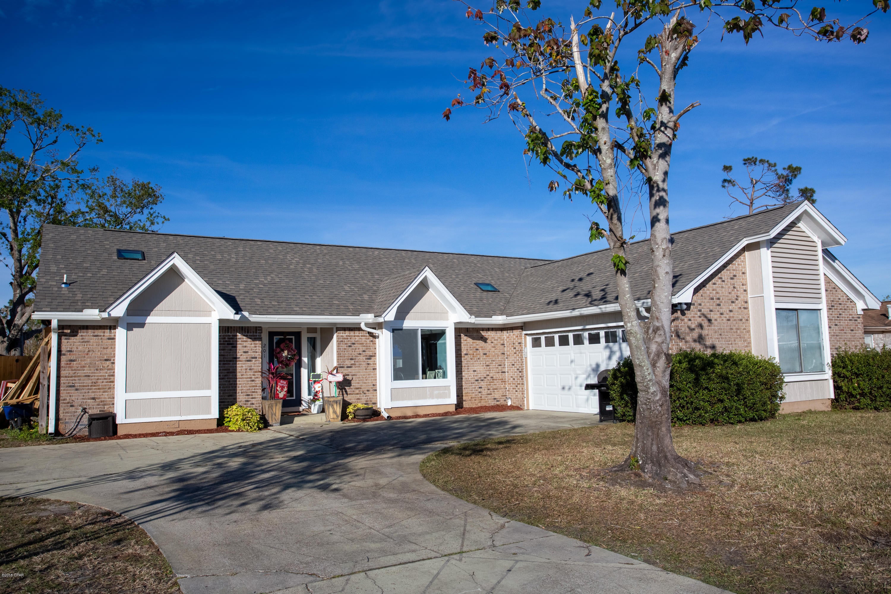 Come see this beautifully remodeled (Pinterest style, open floor plan) home in Derby Woods!  In 2016 this home received a complete renovation including updated bathrooms, kitchen with new cabinets and beautiful granite countertops, stainless steel appliances, tiled stand up master shower with dual shower heads, luxury vinyl plank throughout and white washed double fire place.  The pool has been resurfaced, large fenced in backyard and new HVAC!  New roof December 2018! Move-in ready! Agent measured, please verify measurements if important.