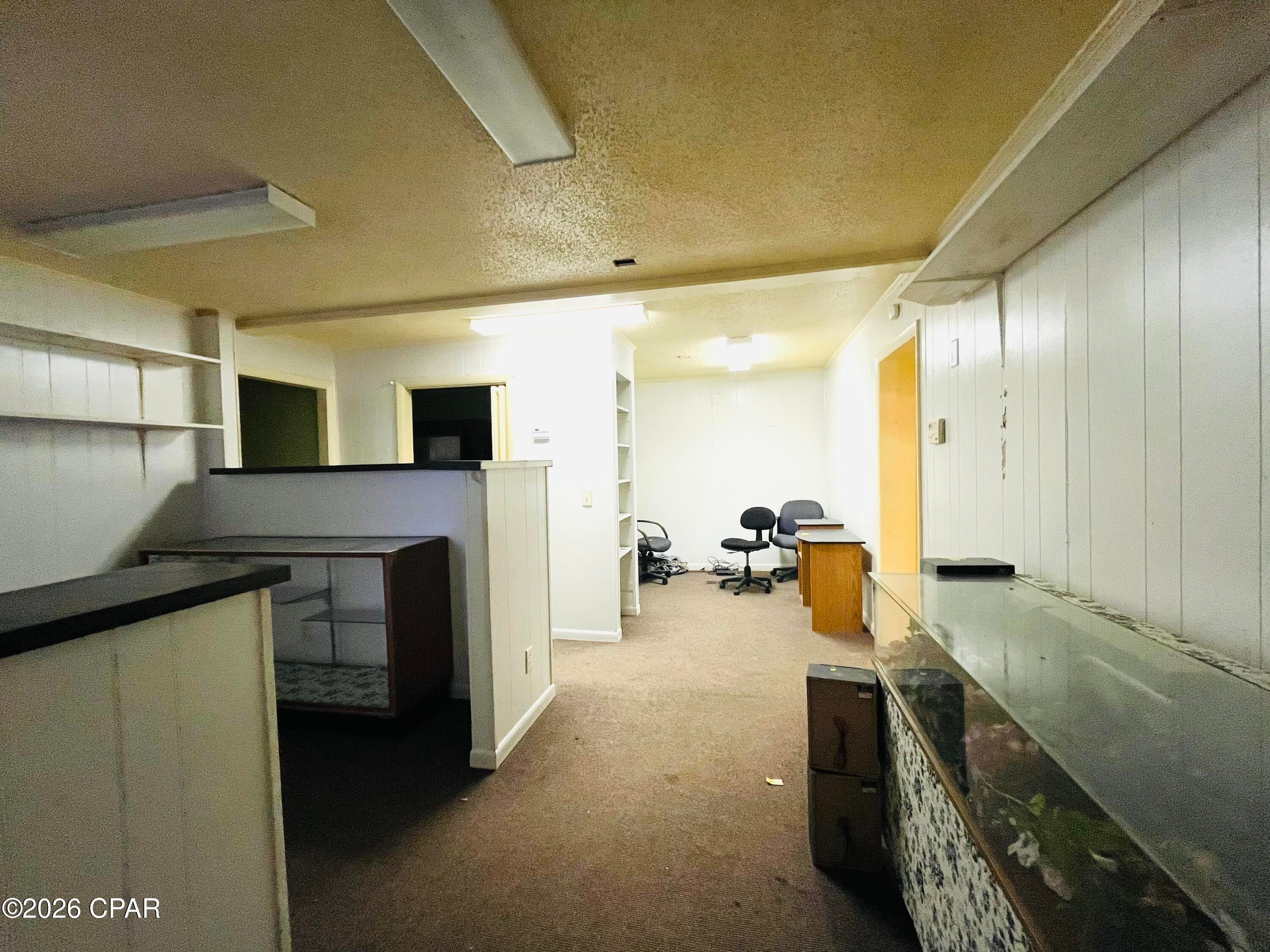 [No Recorded Subdiv] - Commercial Sale