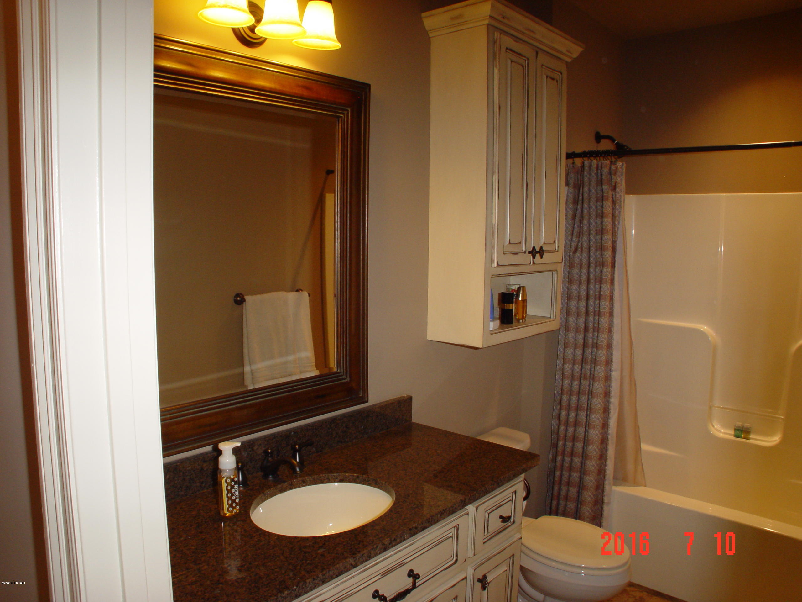College Oaks - Residential Lease