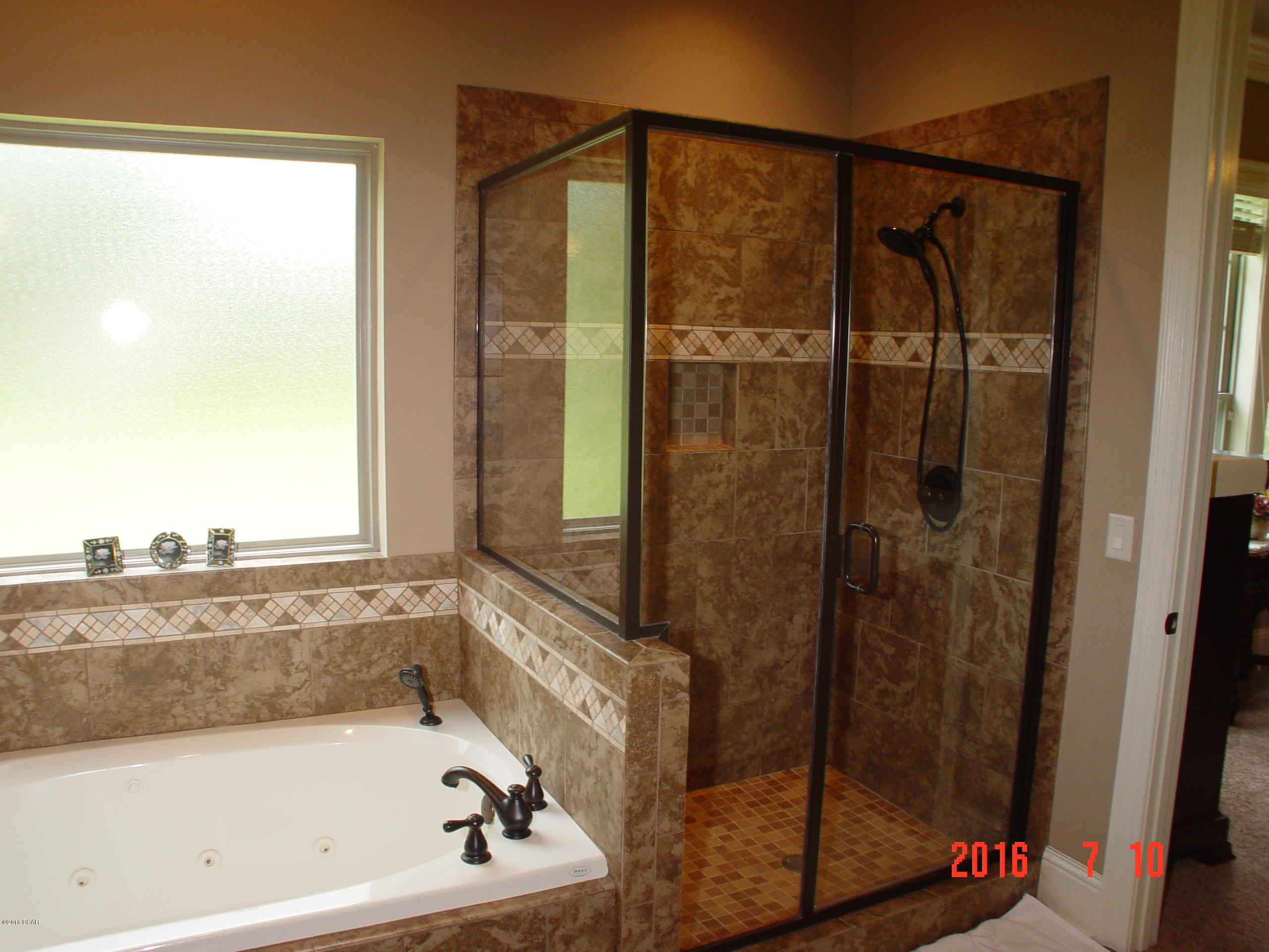 College Oaks - Residential Lease