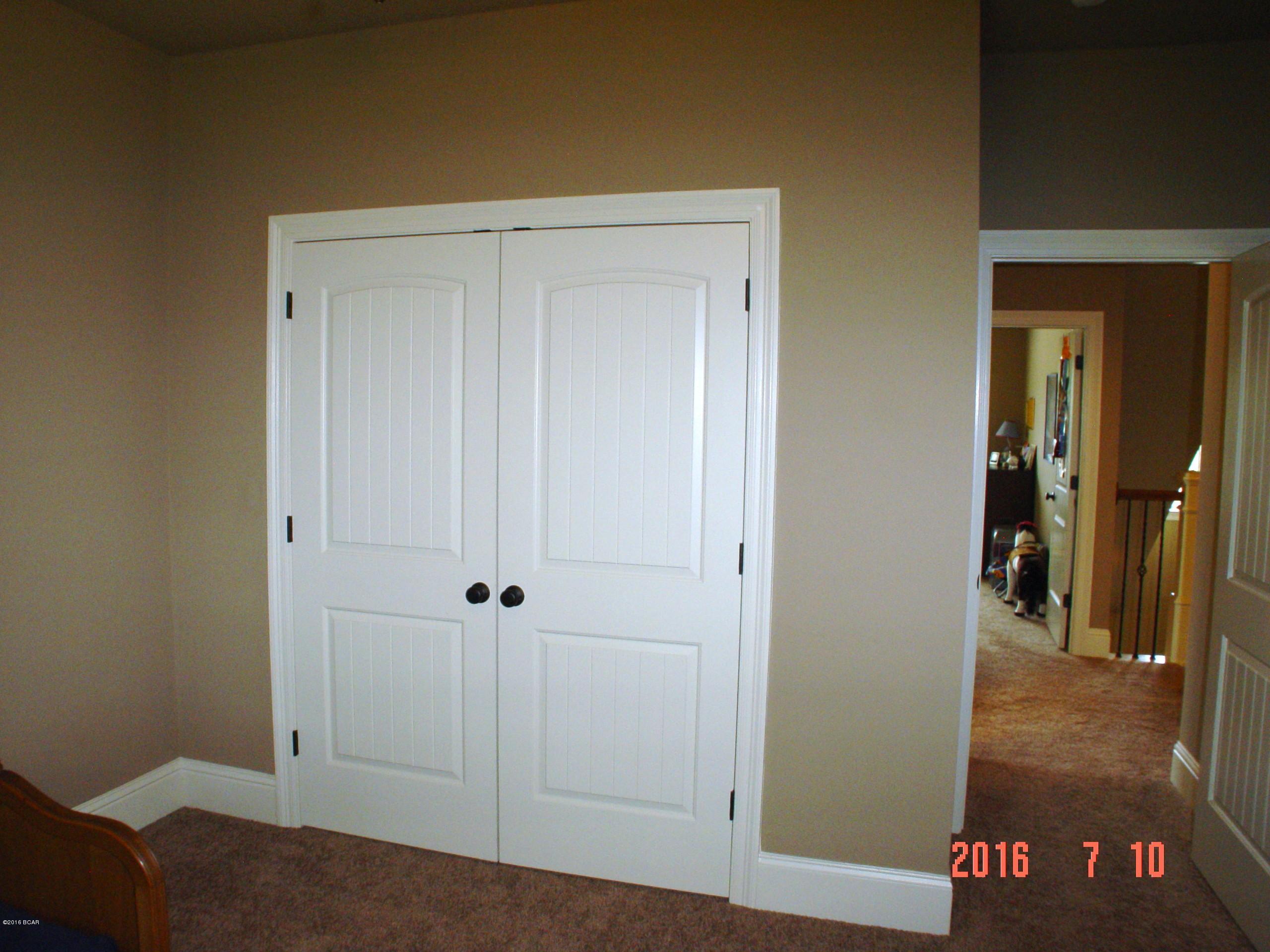College Oaks - Residential Lease