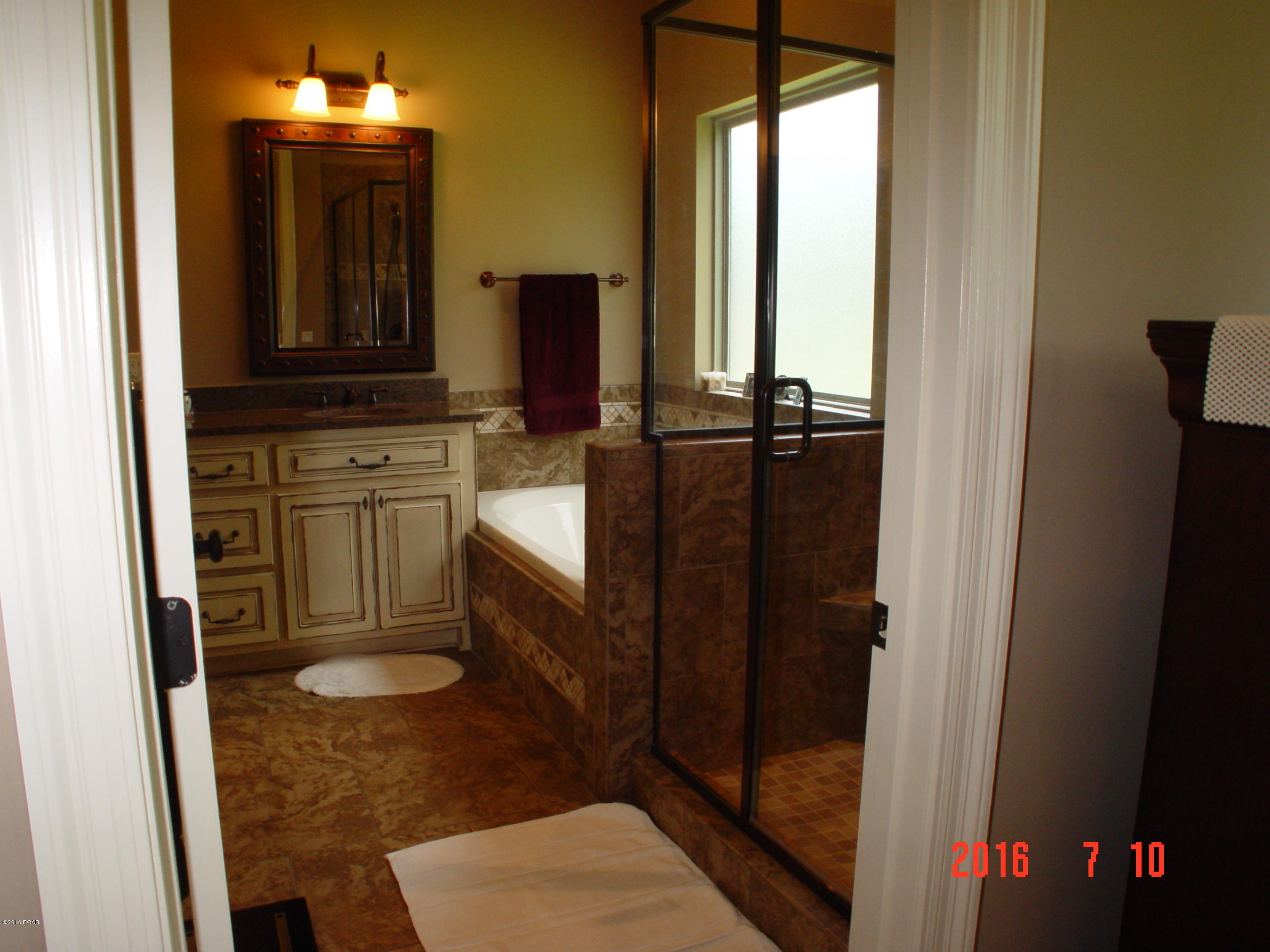 College Oaks - Residential Lease