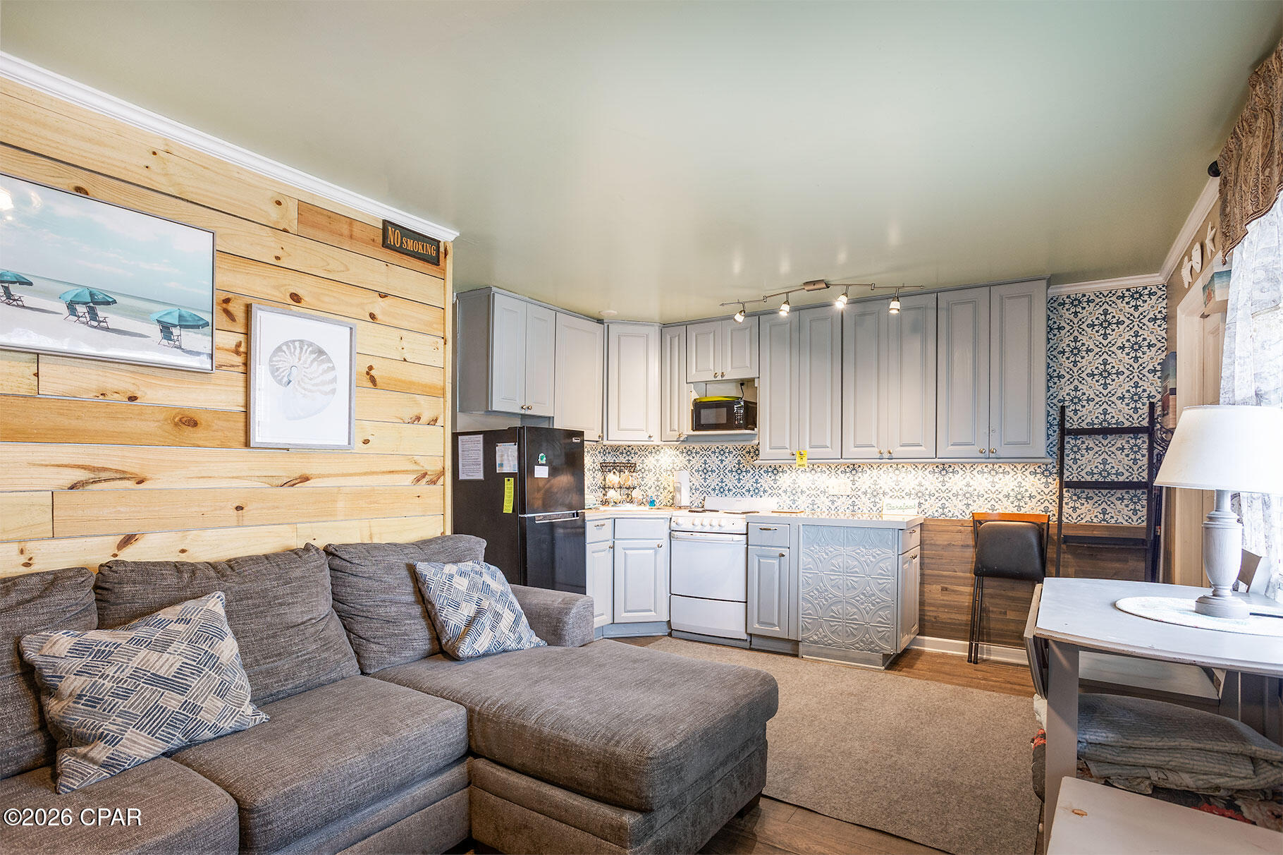 Oceanna Condo - Residential