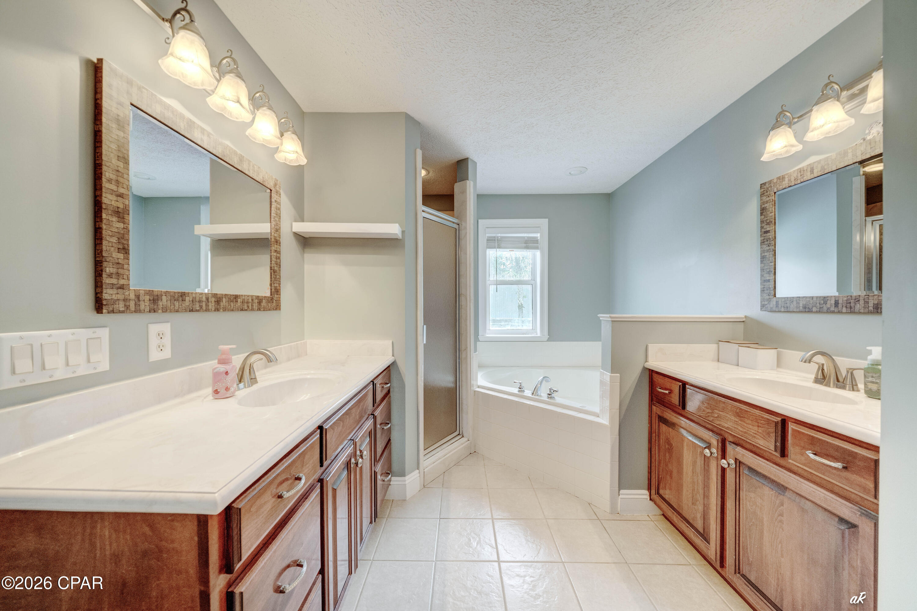 White Oaks - Residential