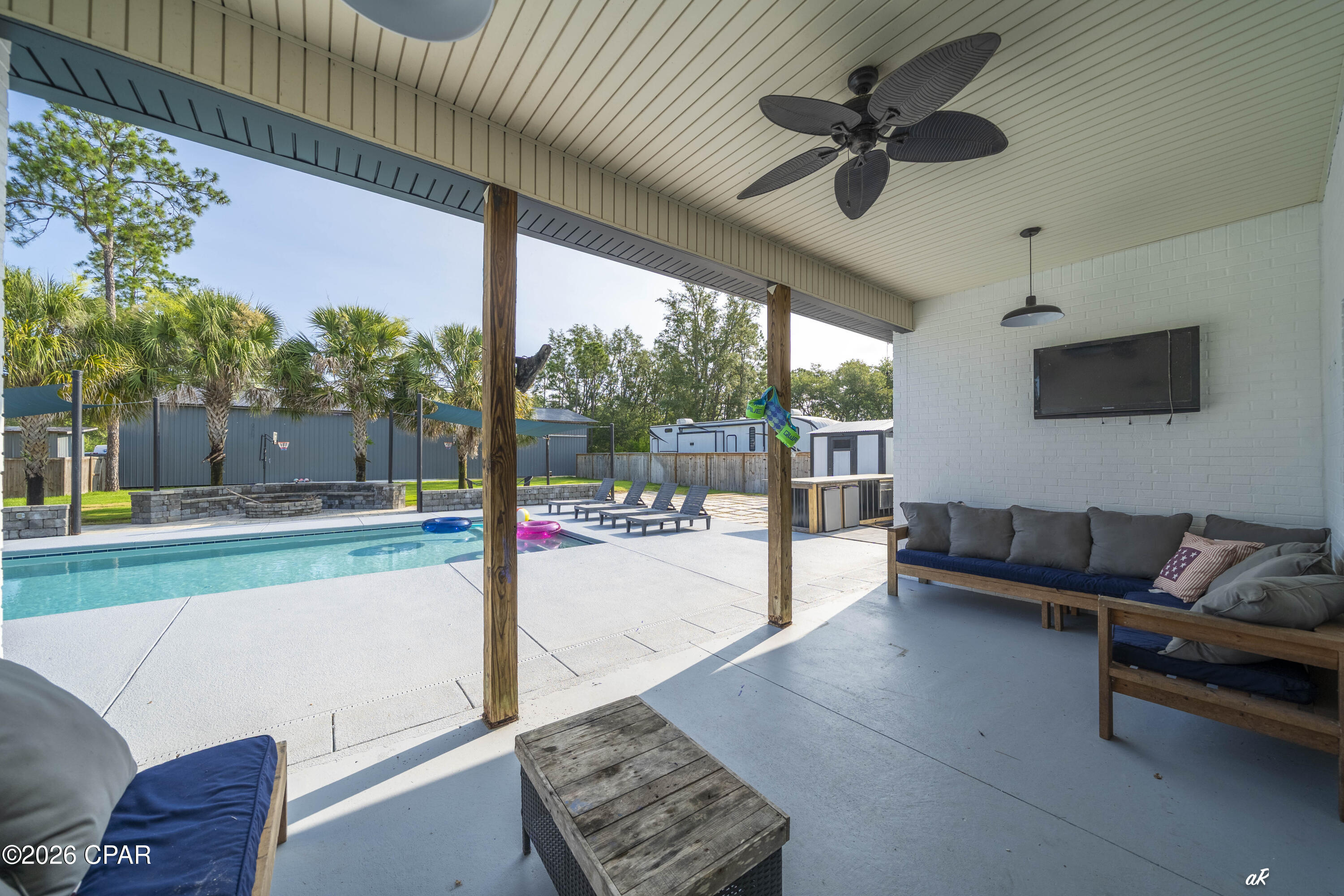 White Oaks - Residential