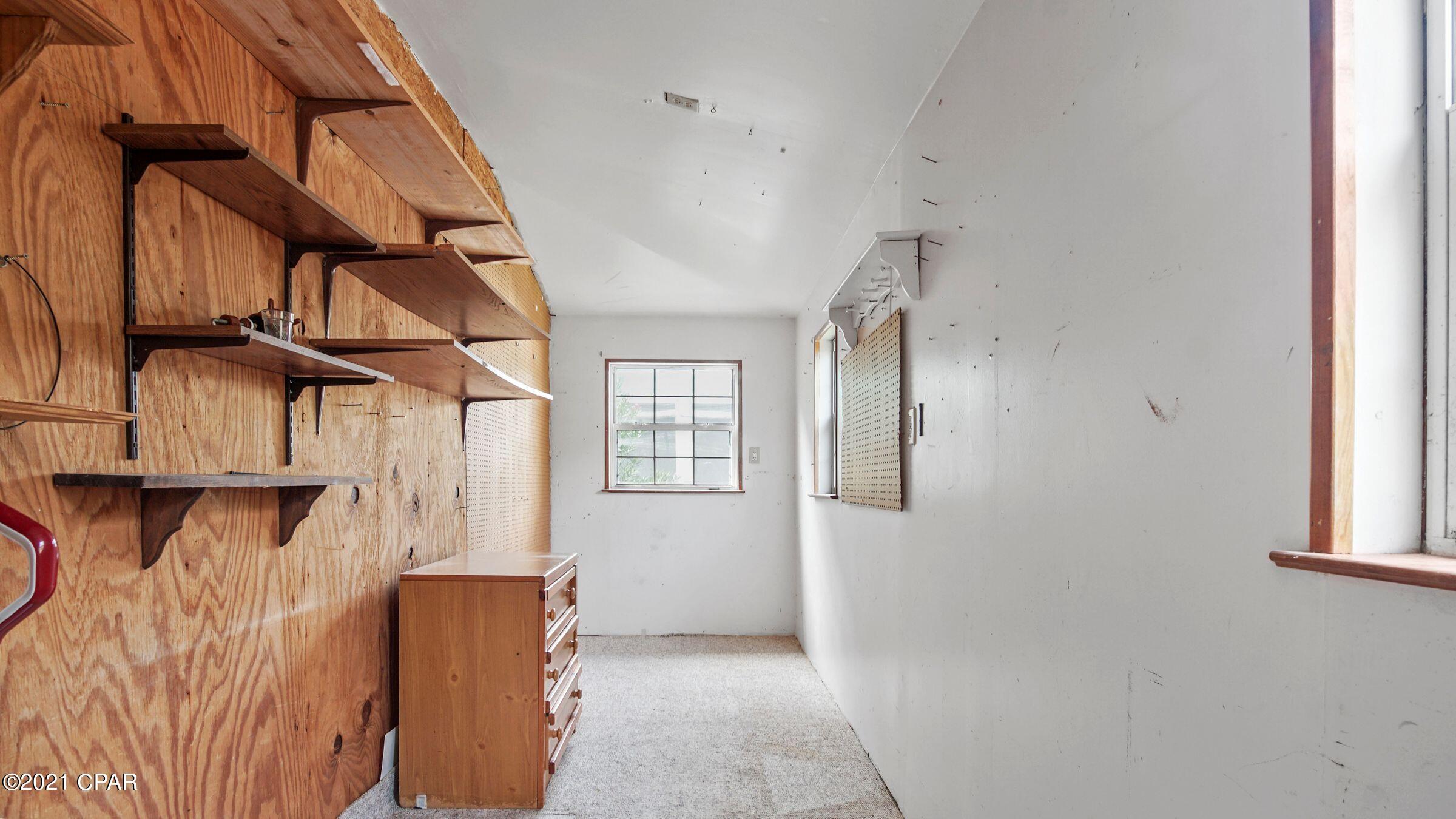 Bid-A-Wee North 1st Add - Residential