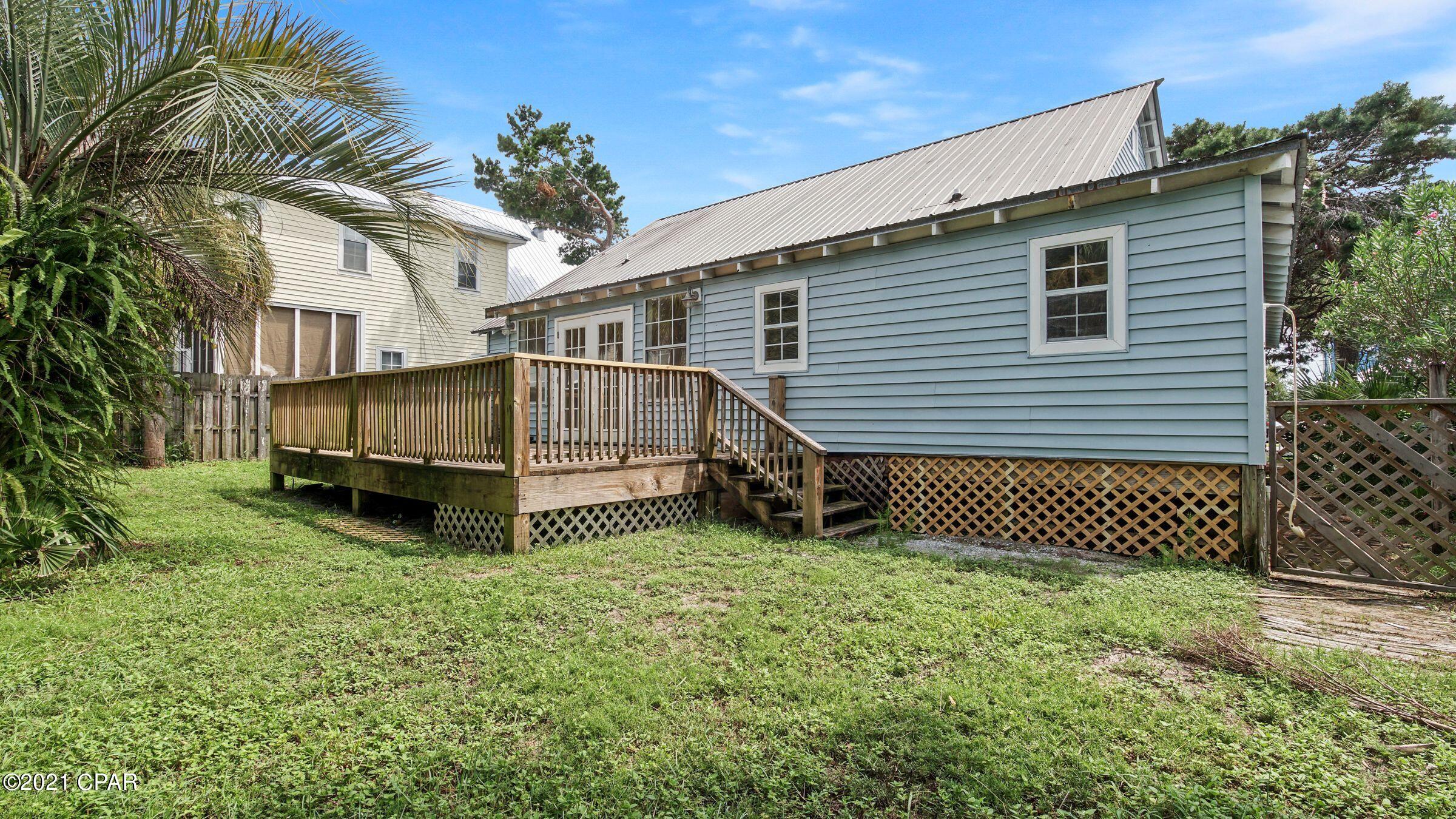 Bid-A-Wee North 1st Add - Residential