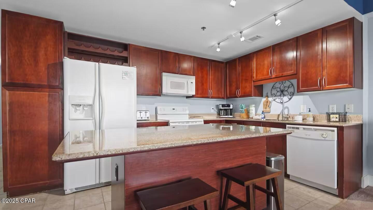 Laketown Wharf - Residential