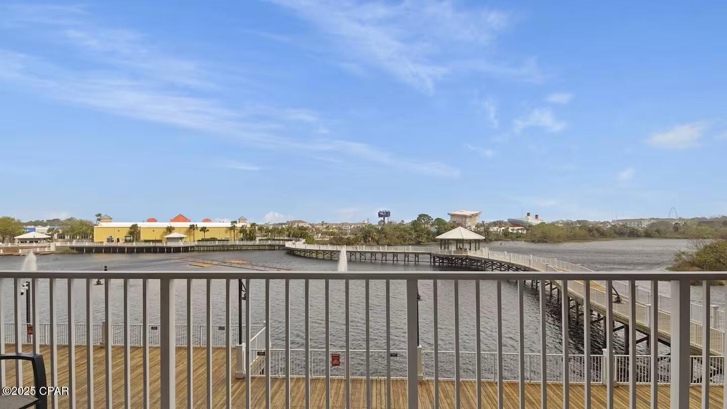 Laketown Wharf - Residential