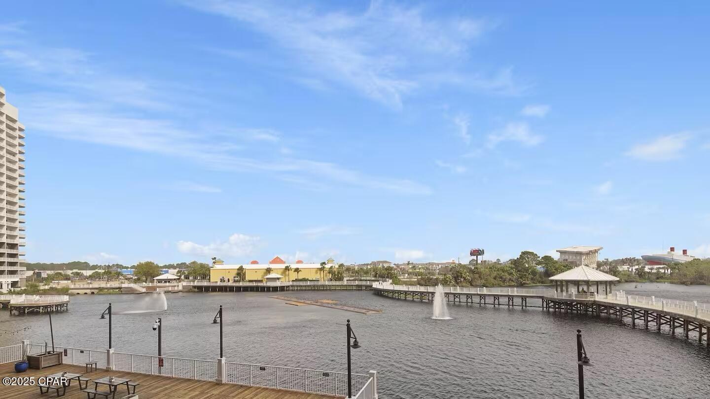 Laketown Wharf - Residential