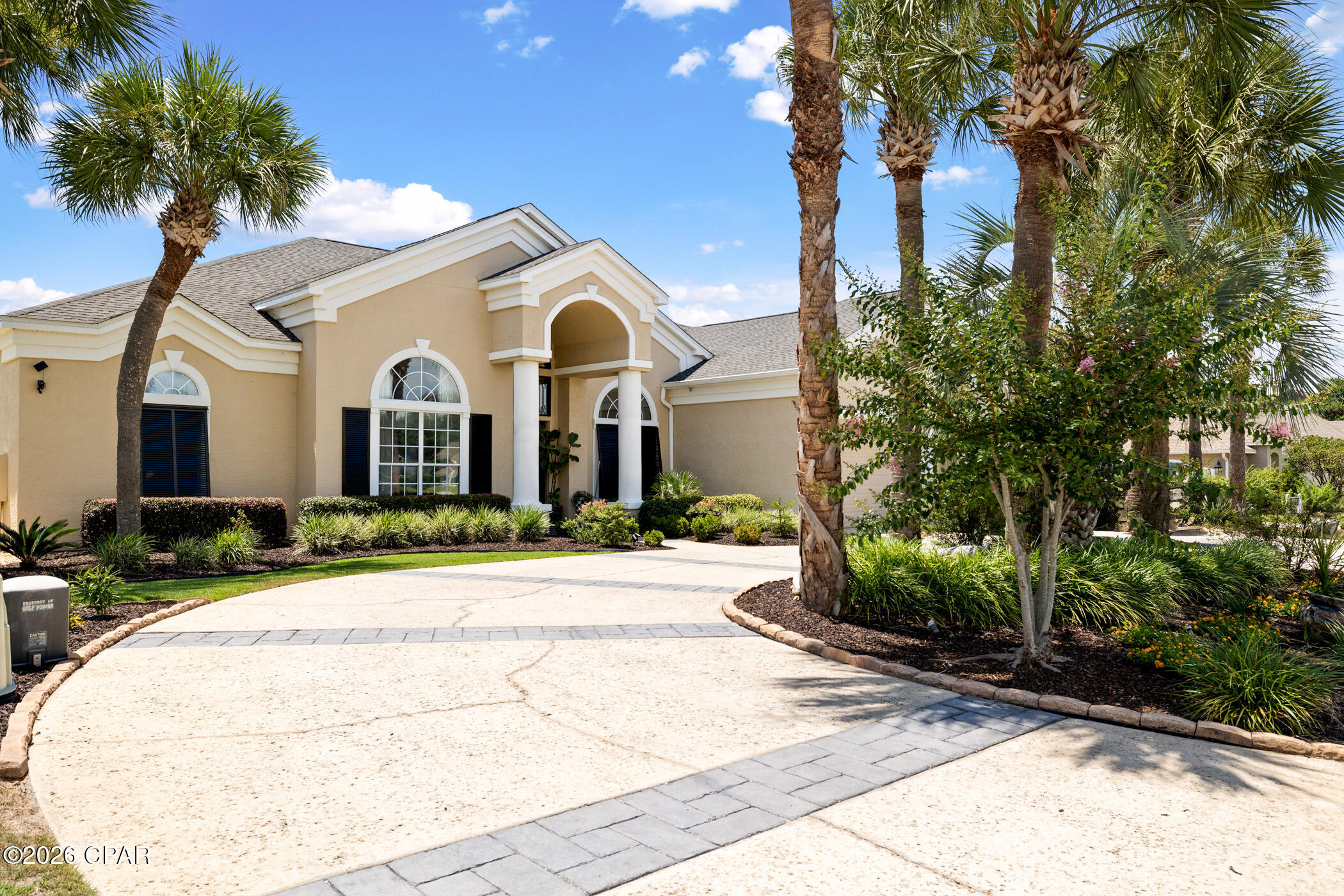 Legend Lakes - Residential