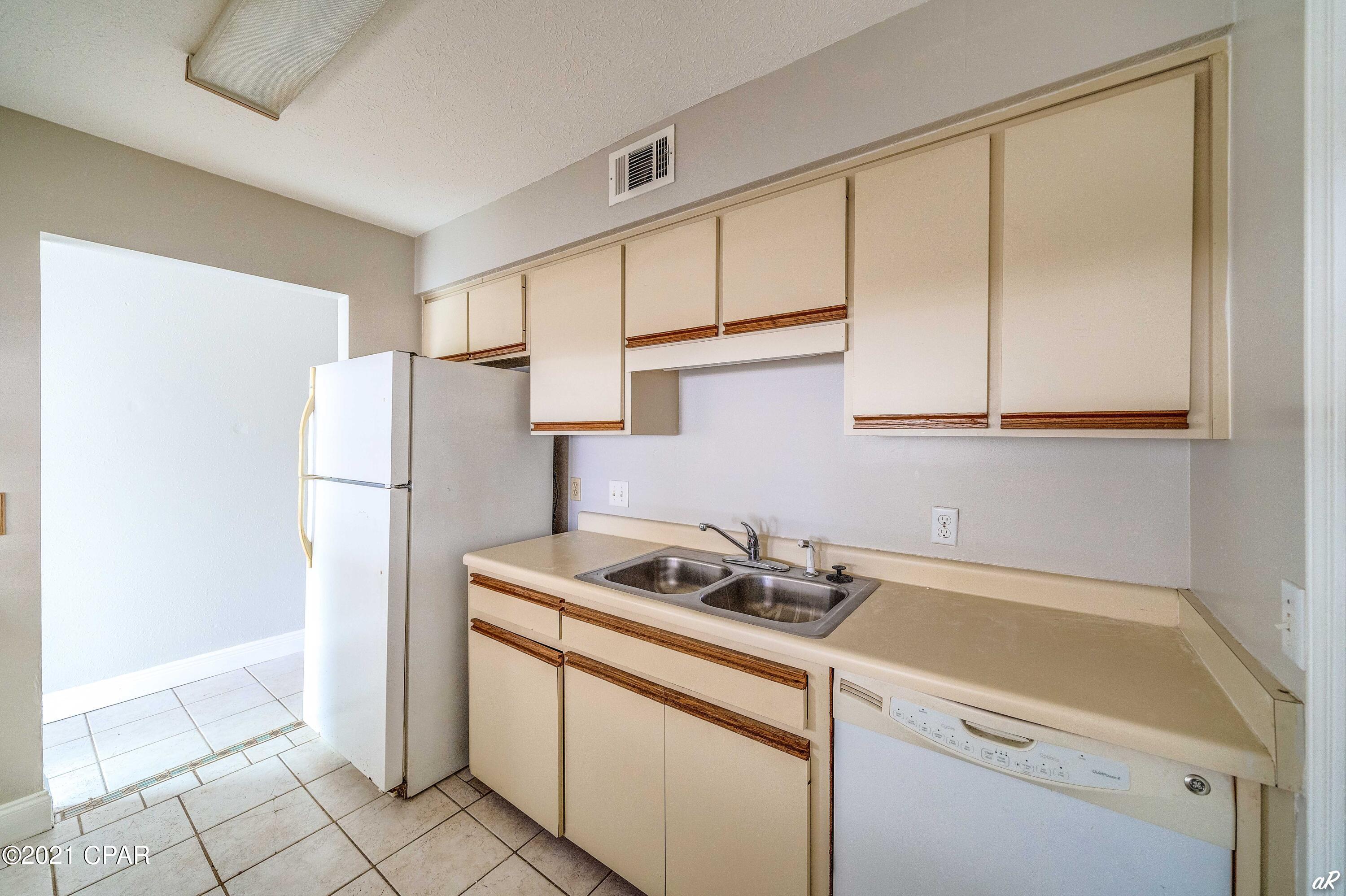 Treasure Cove - Residential Lease