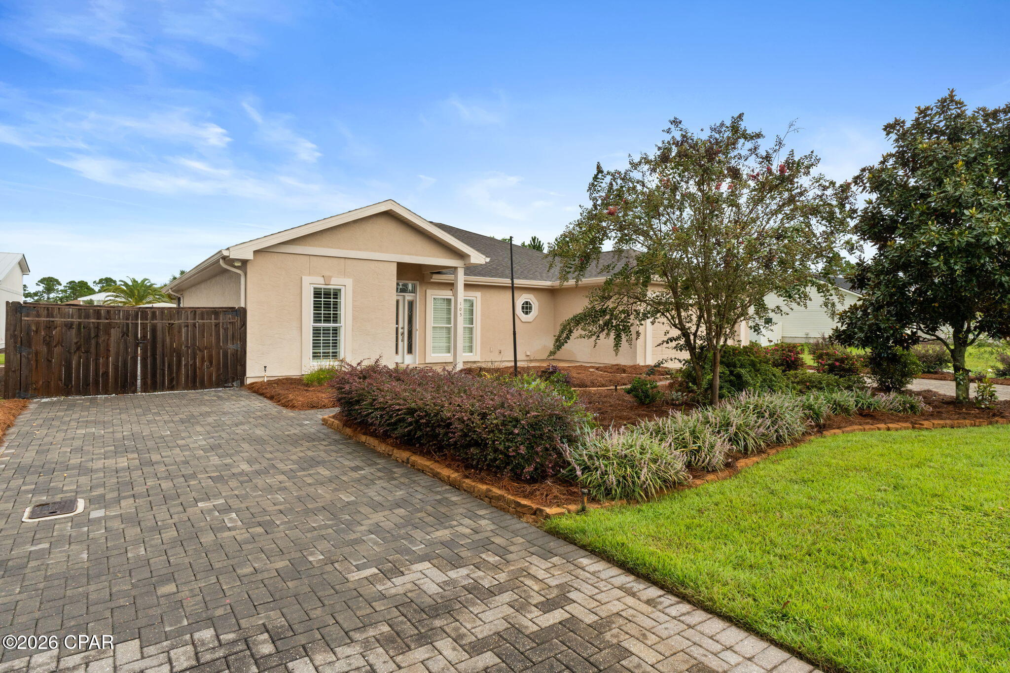 Magnolia Bluff - Residential