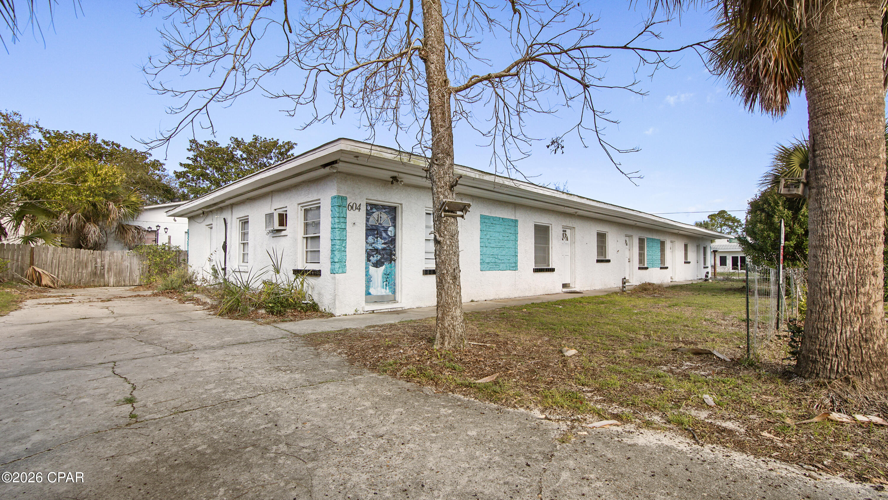 Hutchison's 1st To Bahama Bch - Residential