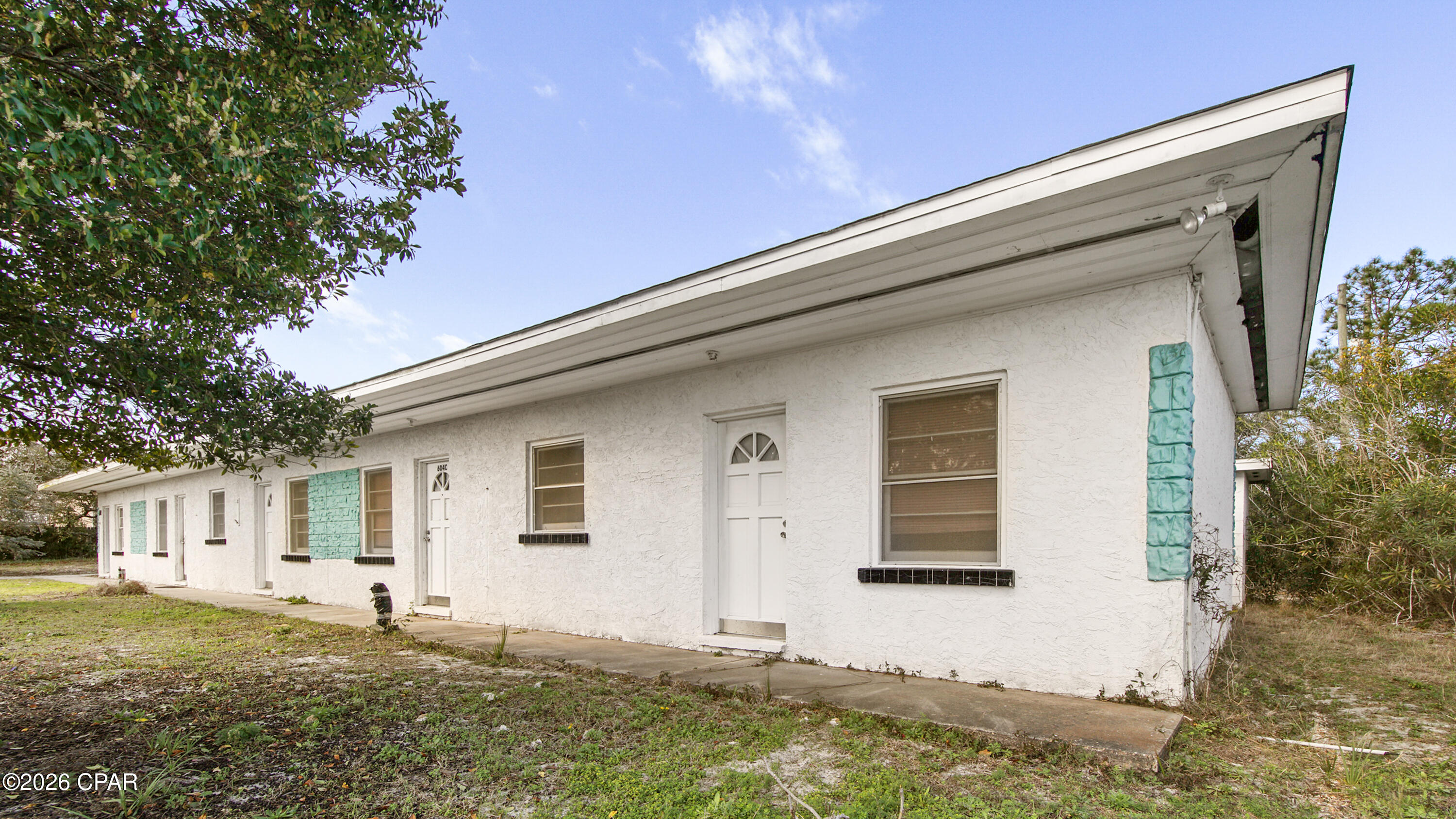 Hutchison's 1st To Bahama Bch - Residential