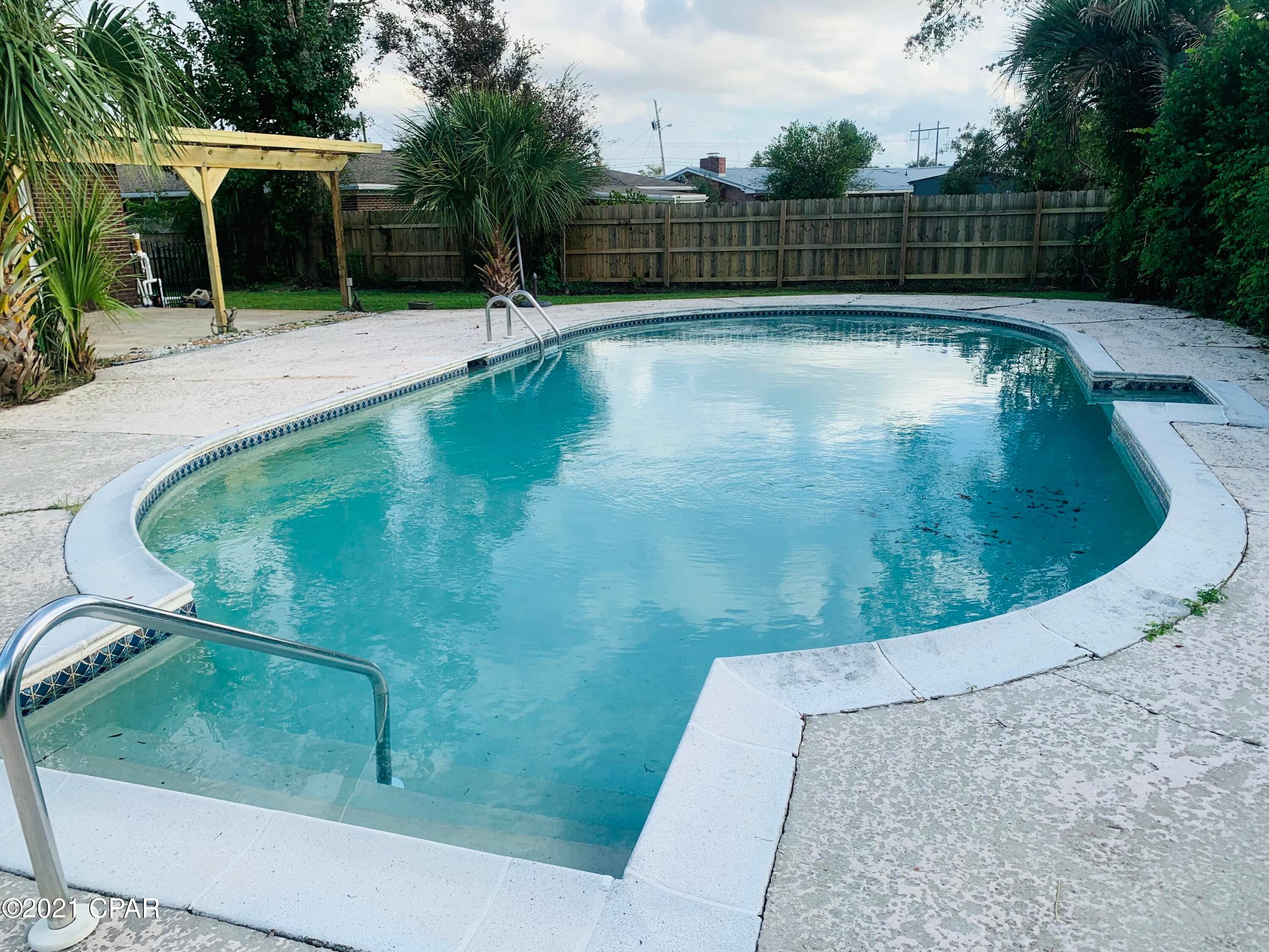 Huntingdon Estates U-2 - Residential
