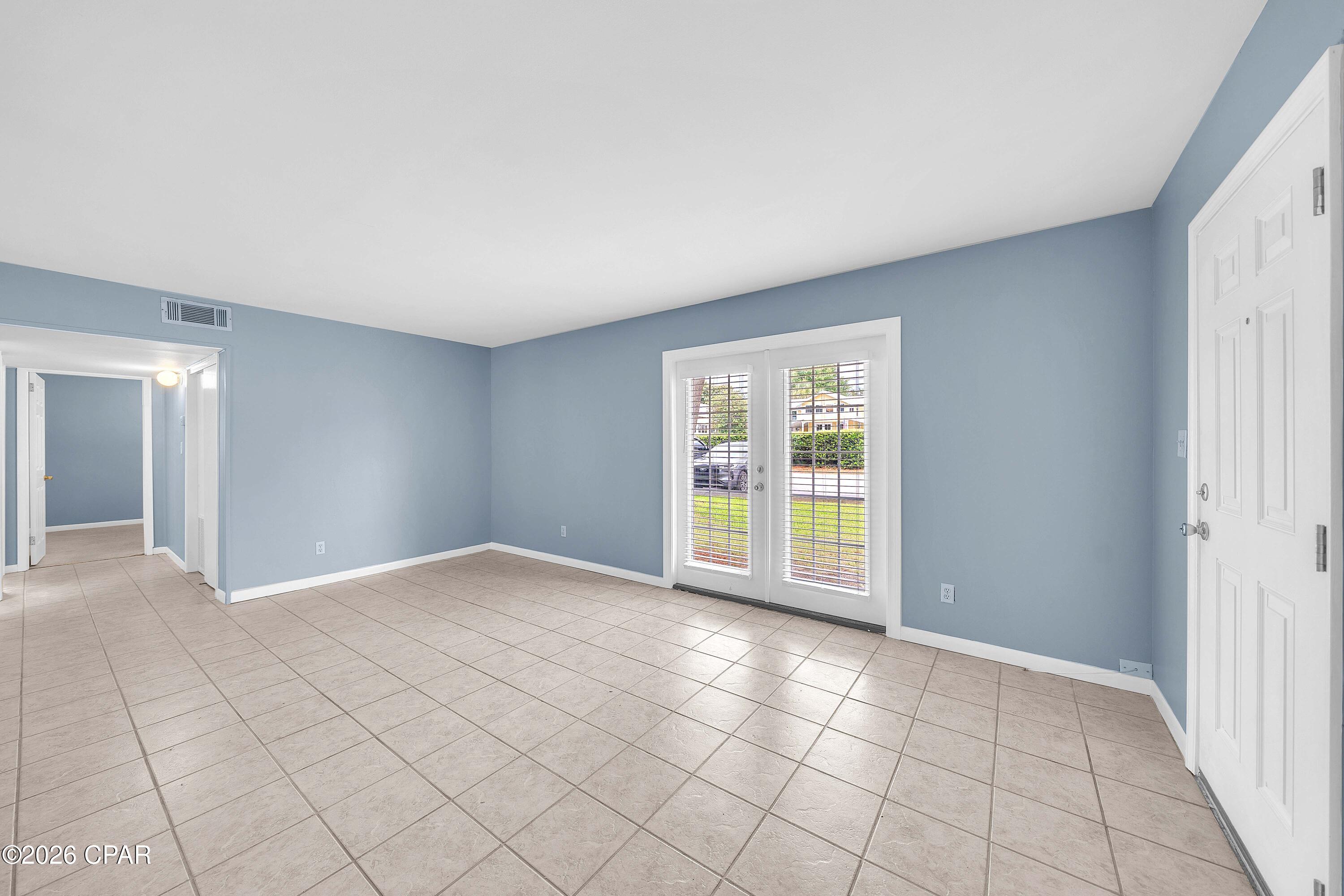 [No Recorded Subdiv] - Residential Lease