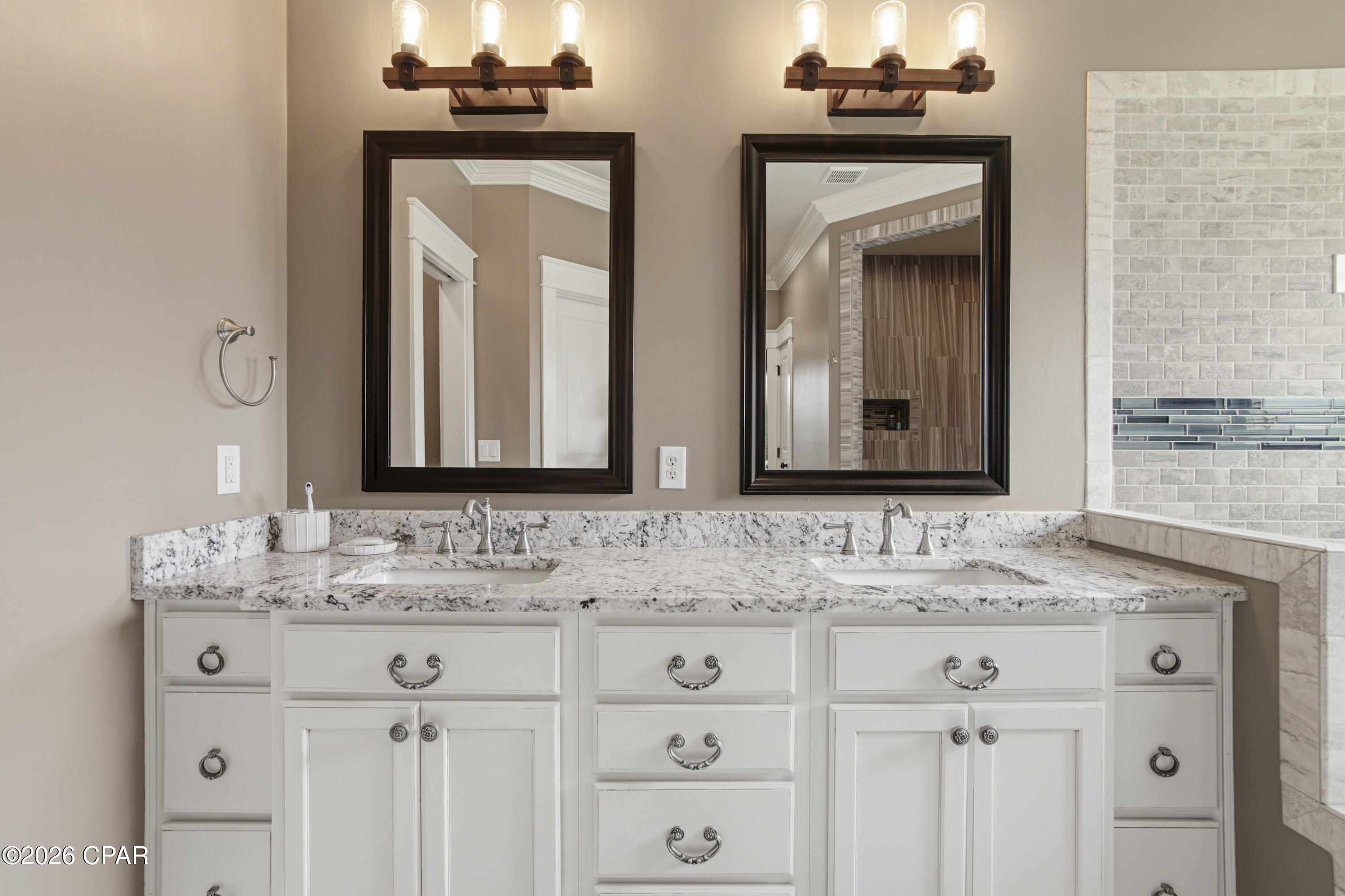 Woodmere - Residential