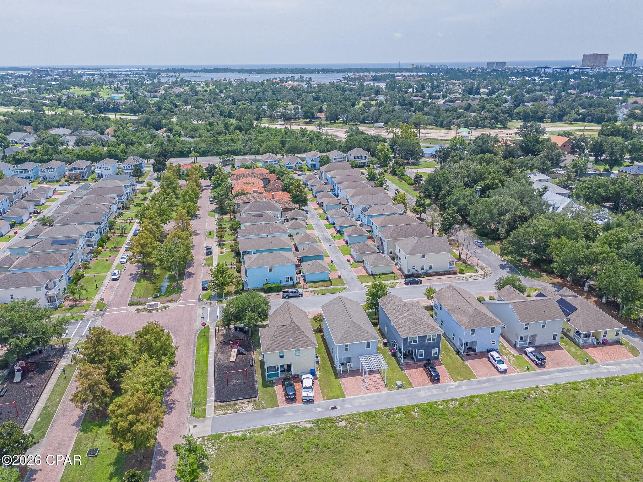 Magnolia Bay Club - Residential
