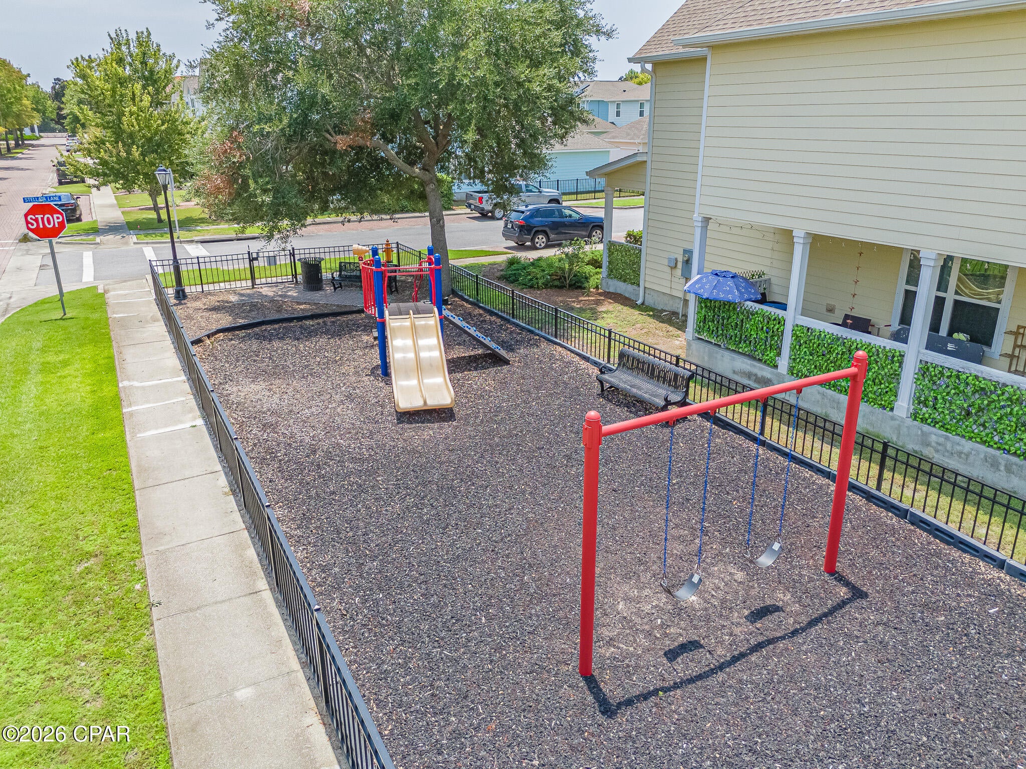 Magnolia Bay Club - Residential