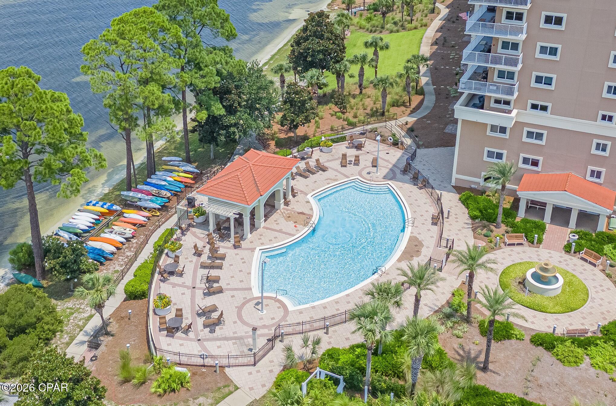 Magnolia Bay Club - Residential